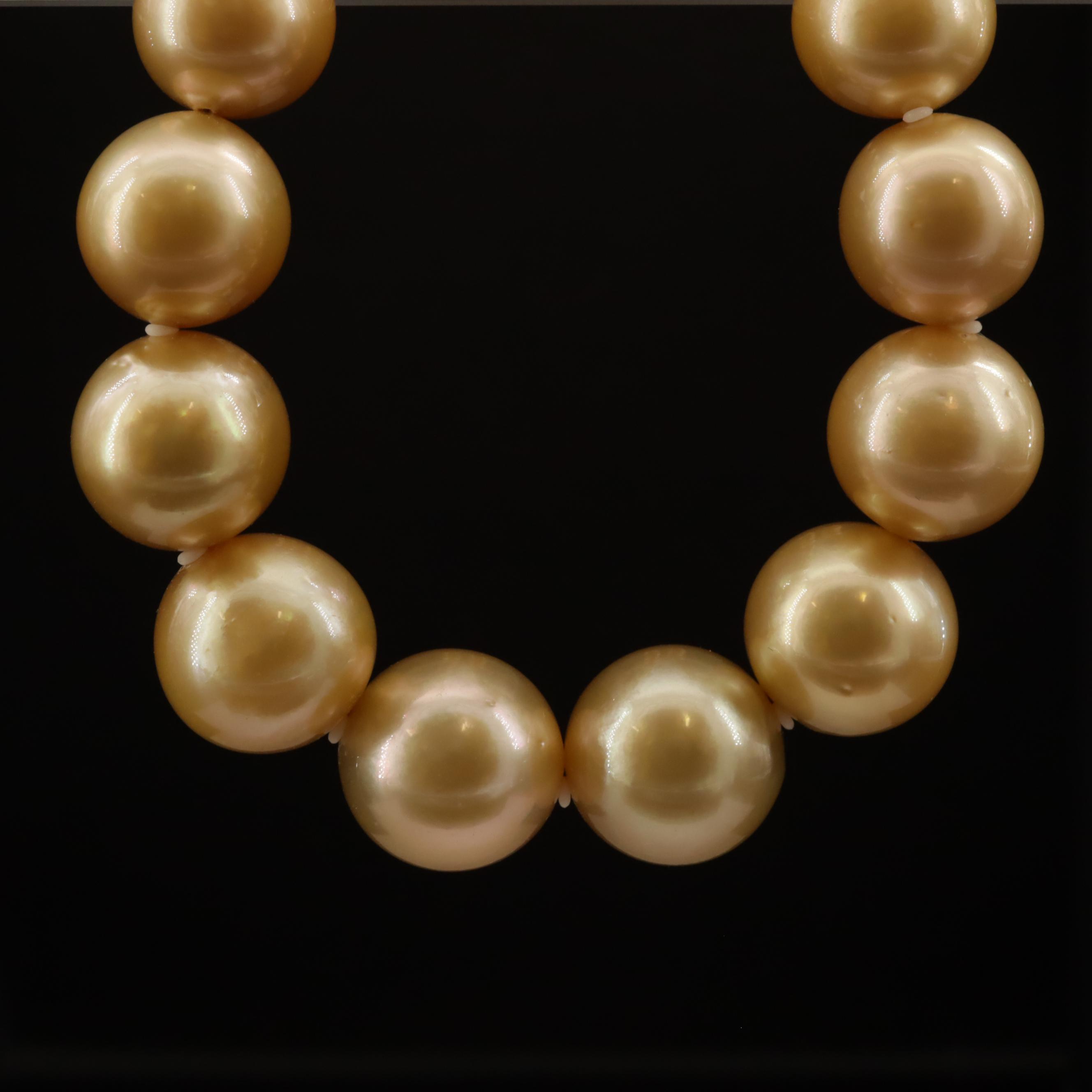 Graduated Pearl Necklace