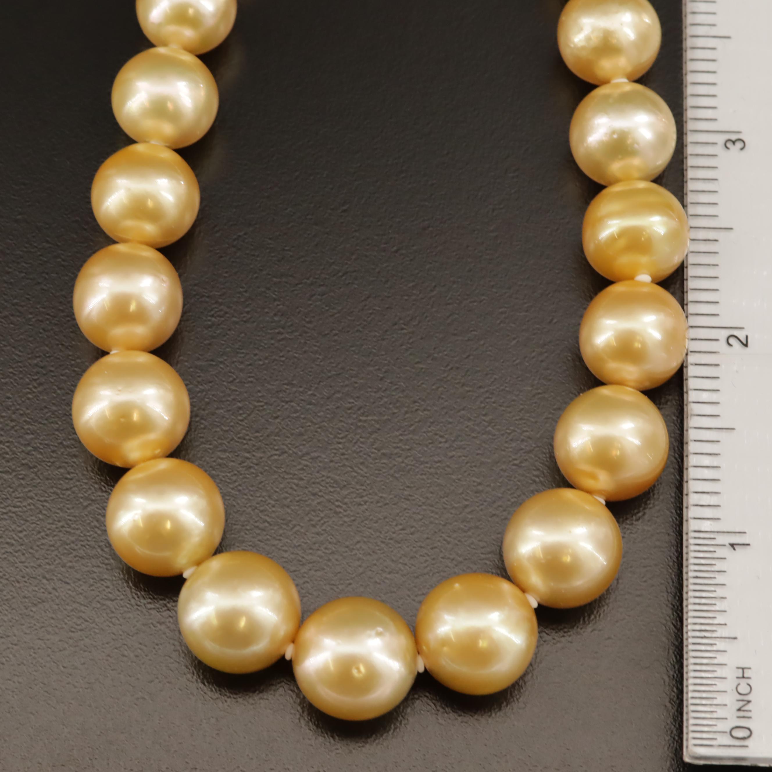 Graduated Pearl Necklace