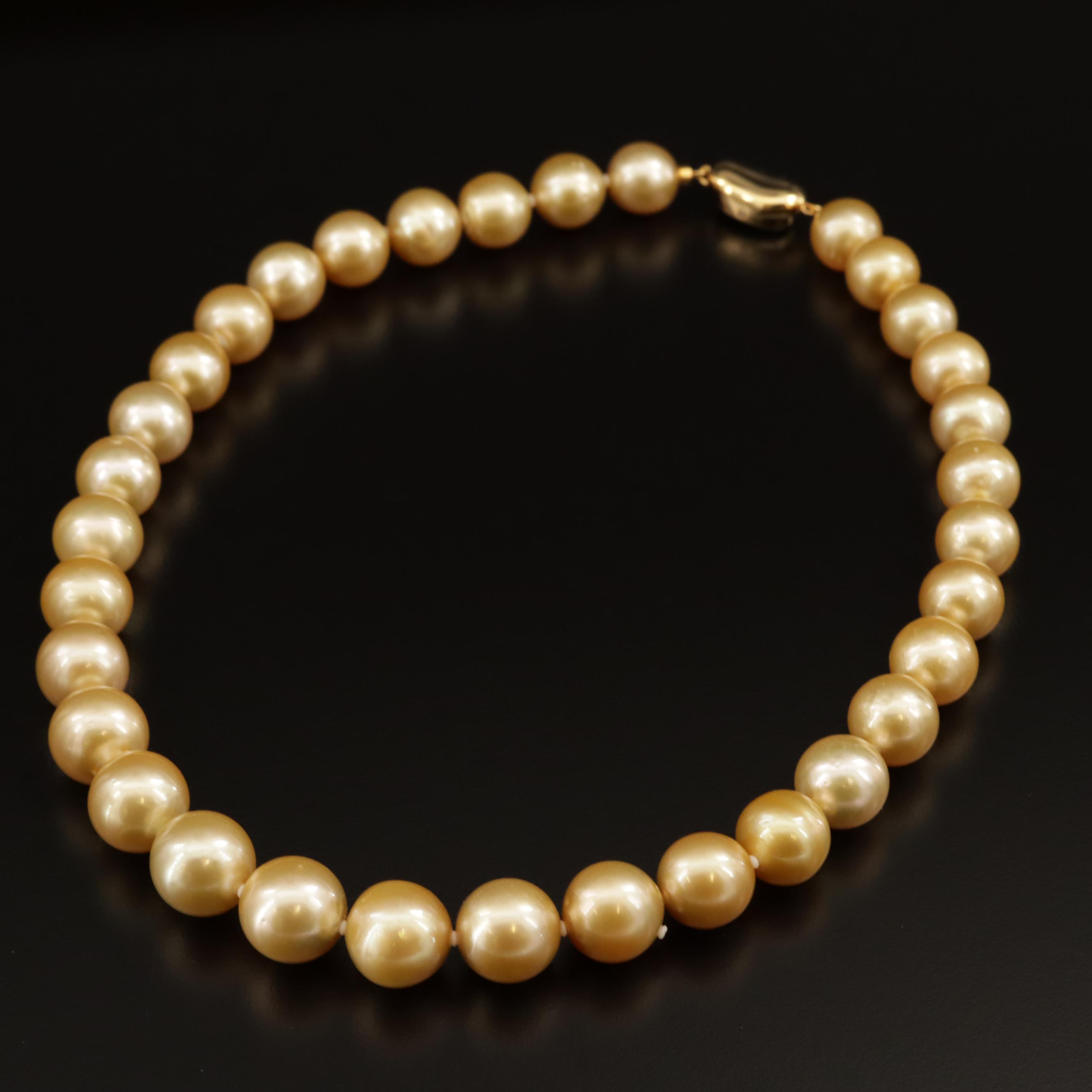Graduated Pearl Necklace