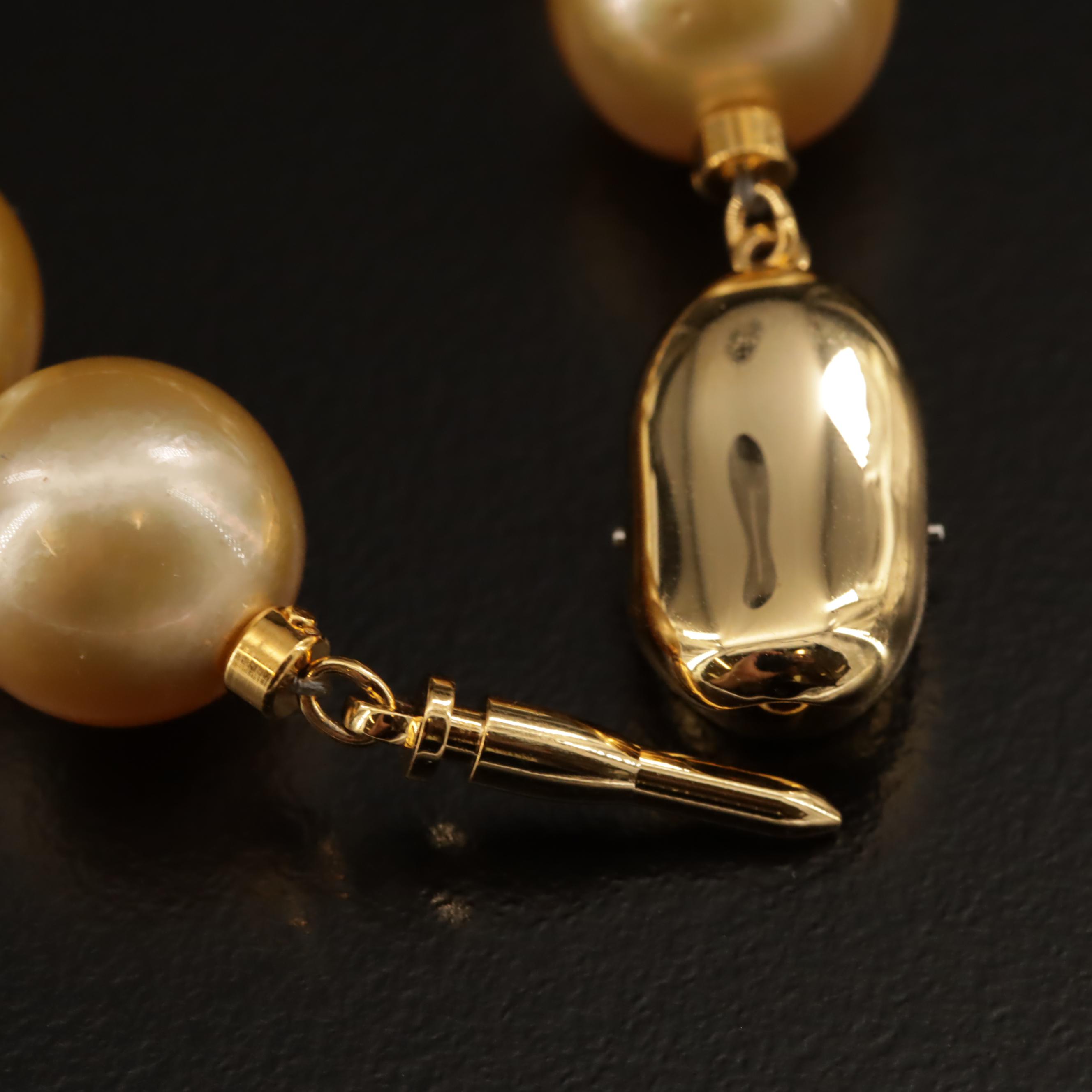 Graduated Pearl Necklace