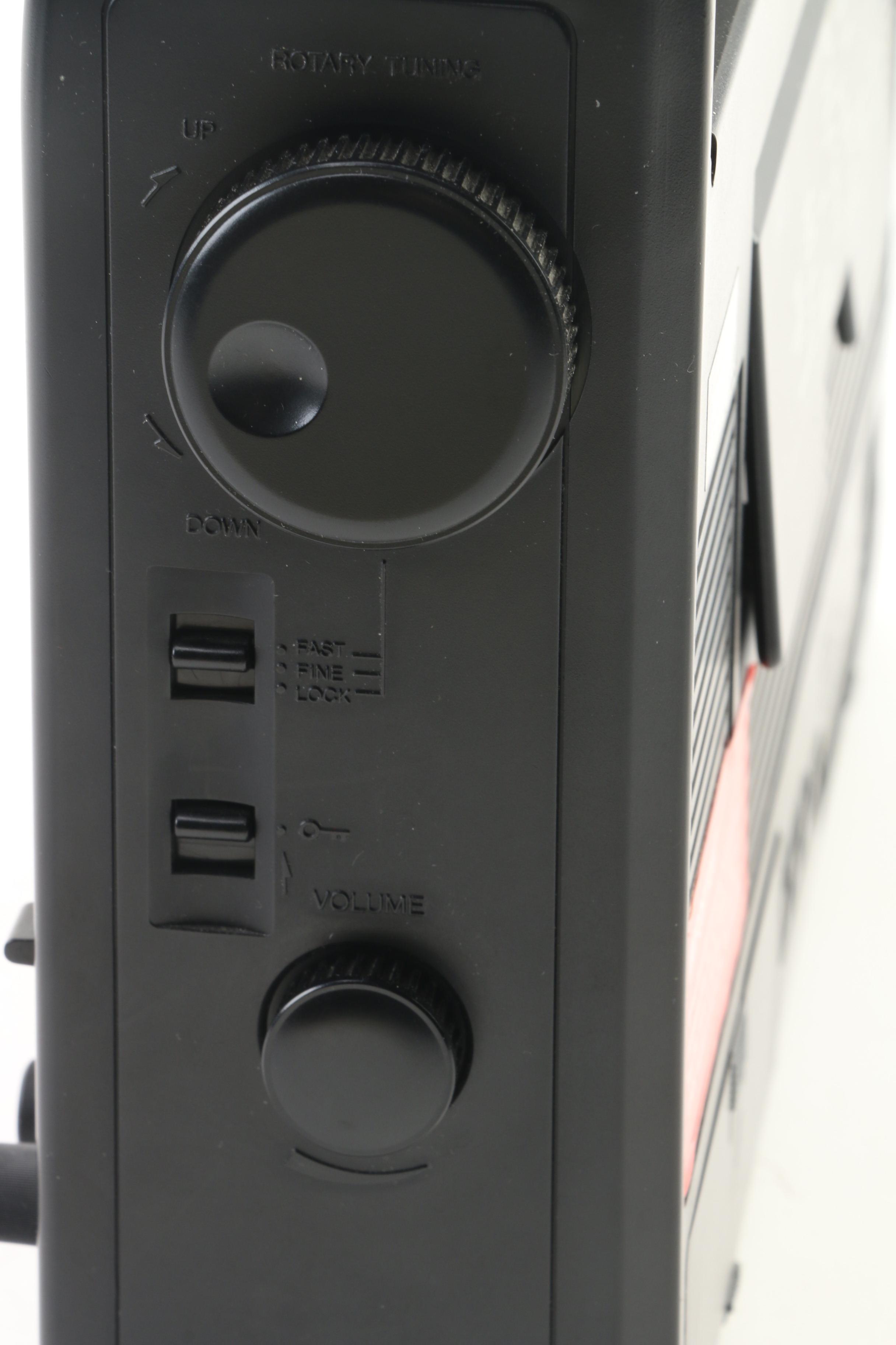 Sangean ATS 818cs FM Stereo Cassette World Receiver Radio