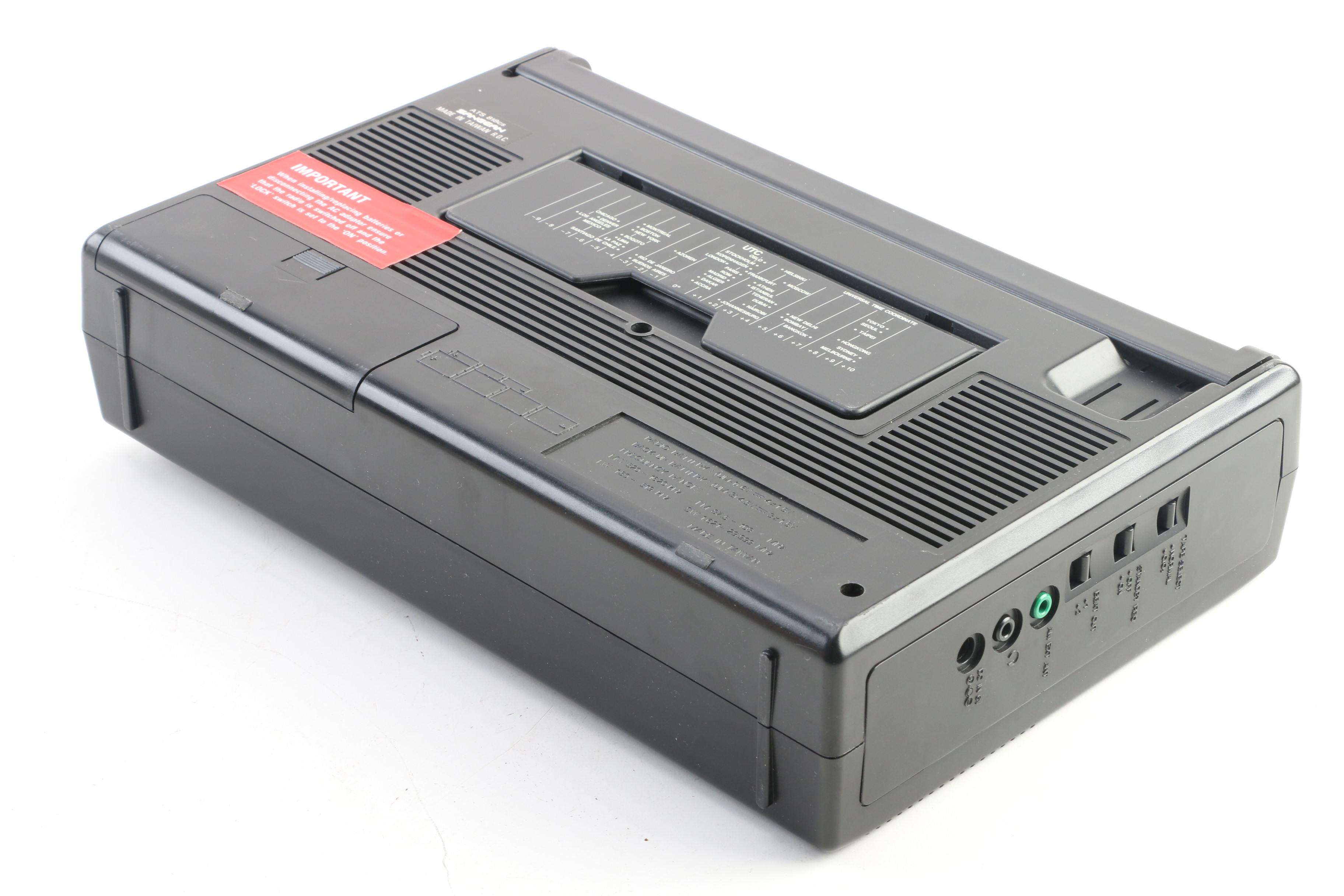 Sangean ATS 818cs FM Stereo Cassette World Receiver Radio