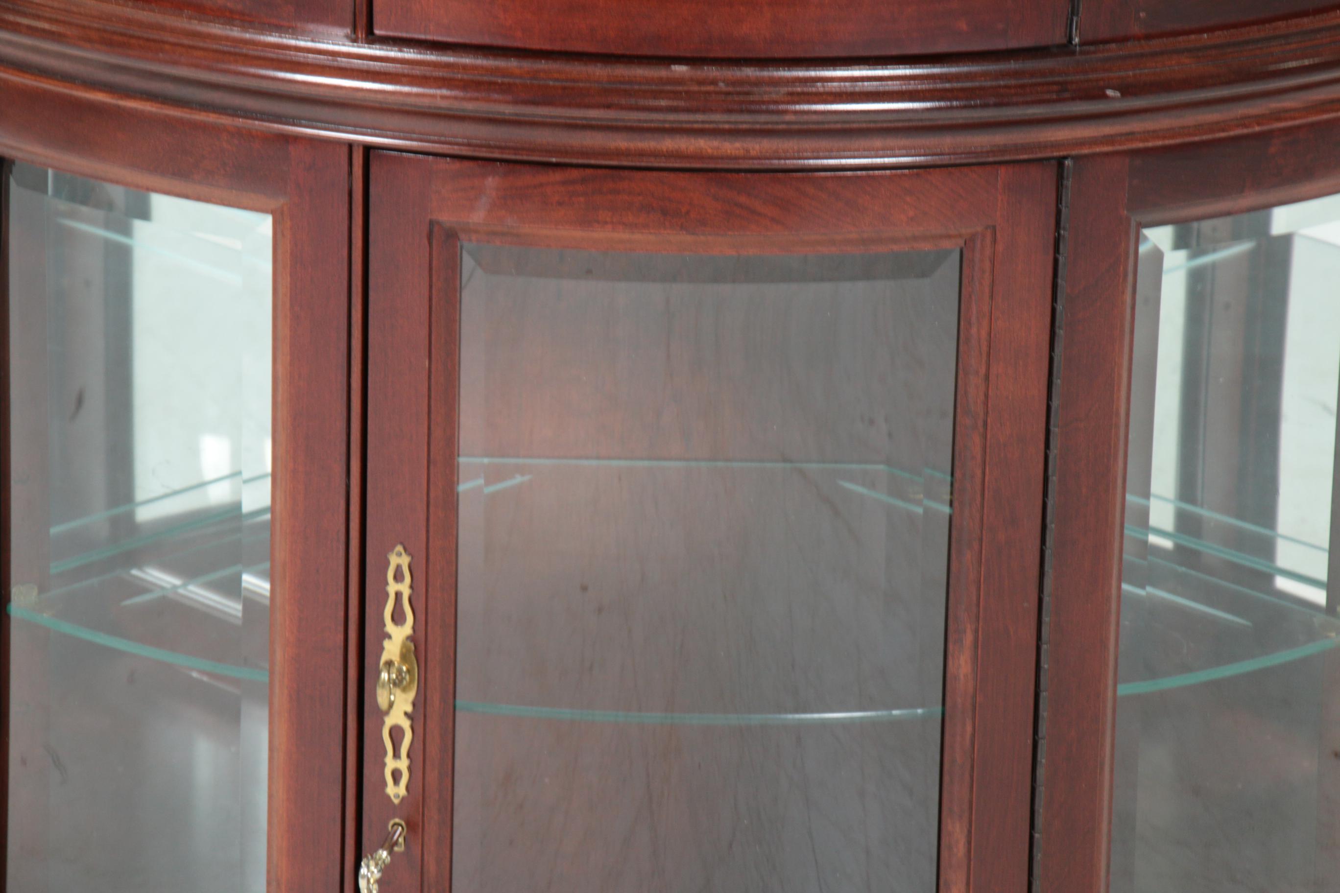 Jasper Cabinet Company Mahogany Illuminated Curio Cabinet
