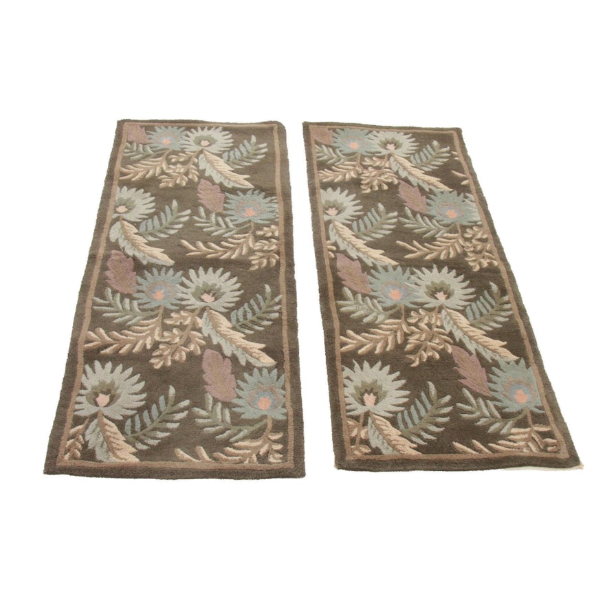 Pair of 2' x 4'11 Tufted Floral Rug Runners