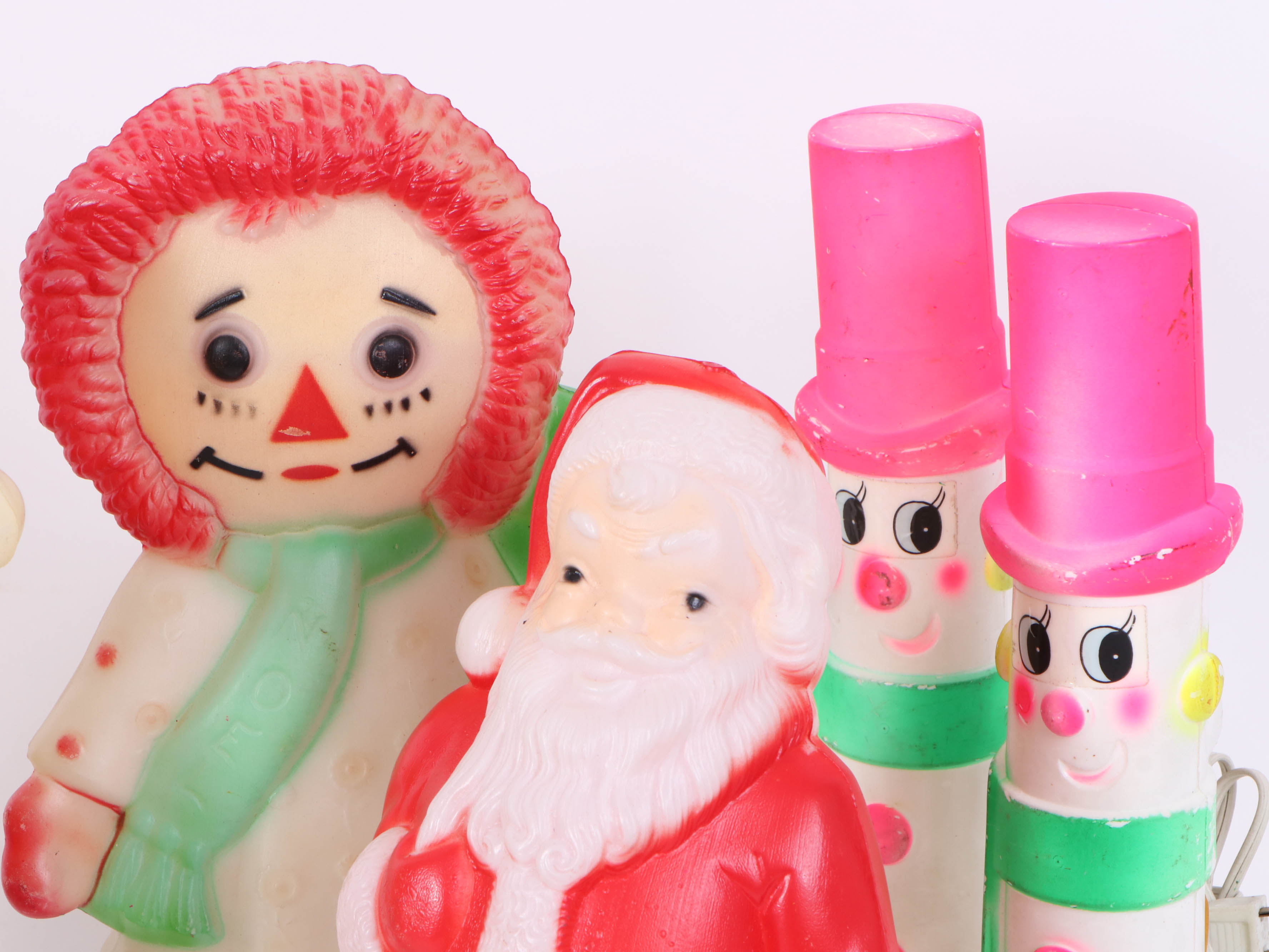 Empire Disney "Goofy" Light with Illuminated Blow Mold Christmas Decorations