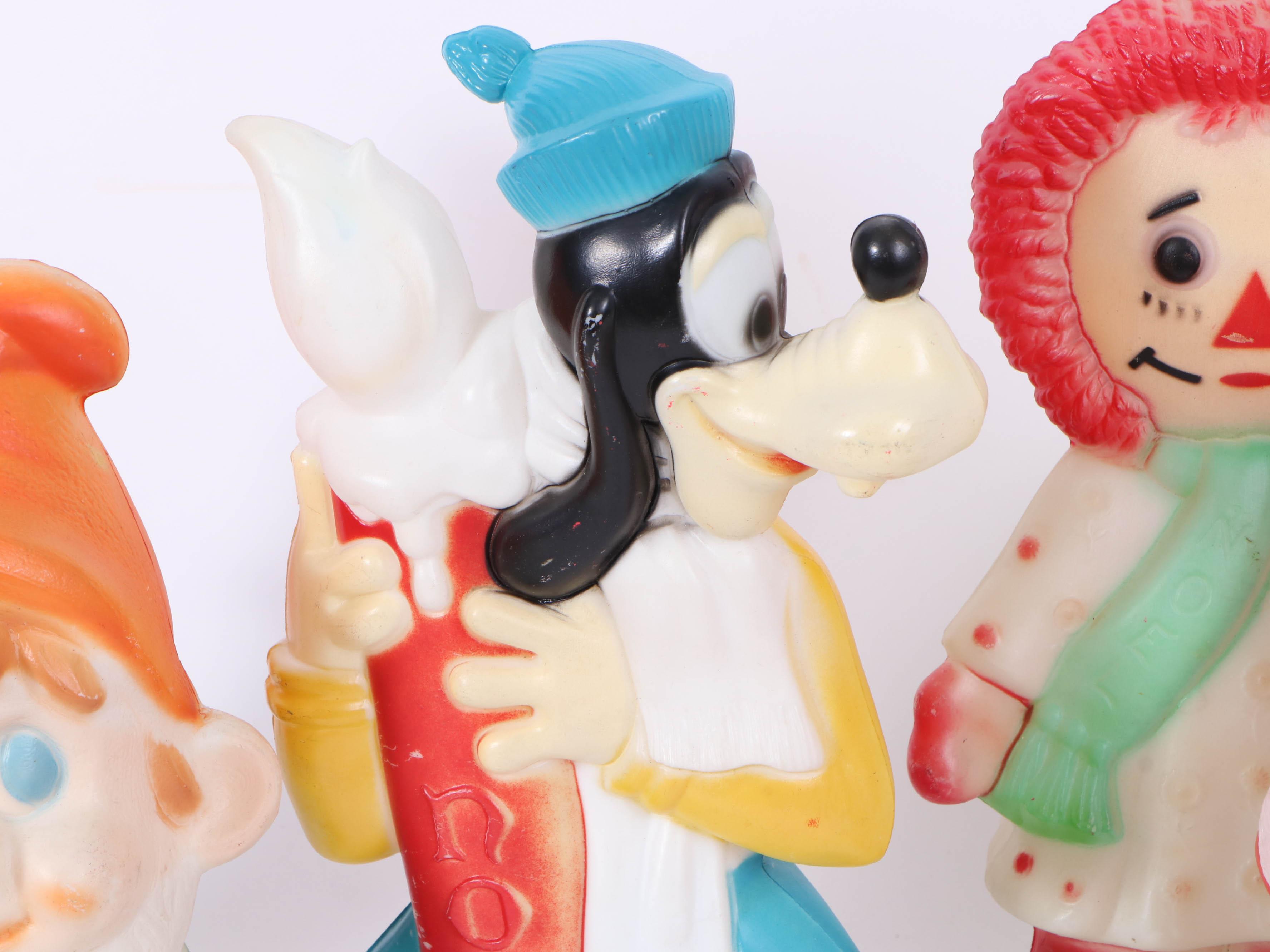 Empire Disney "Goofy" Light with Illuminated Blow Mold Christmas Decorations