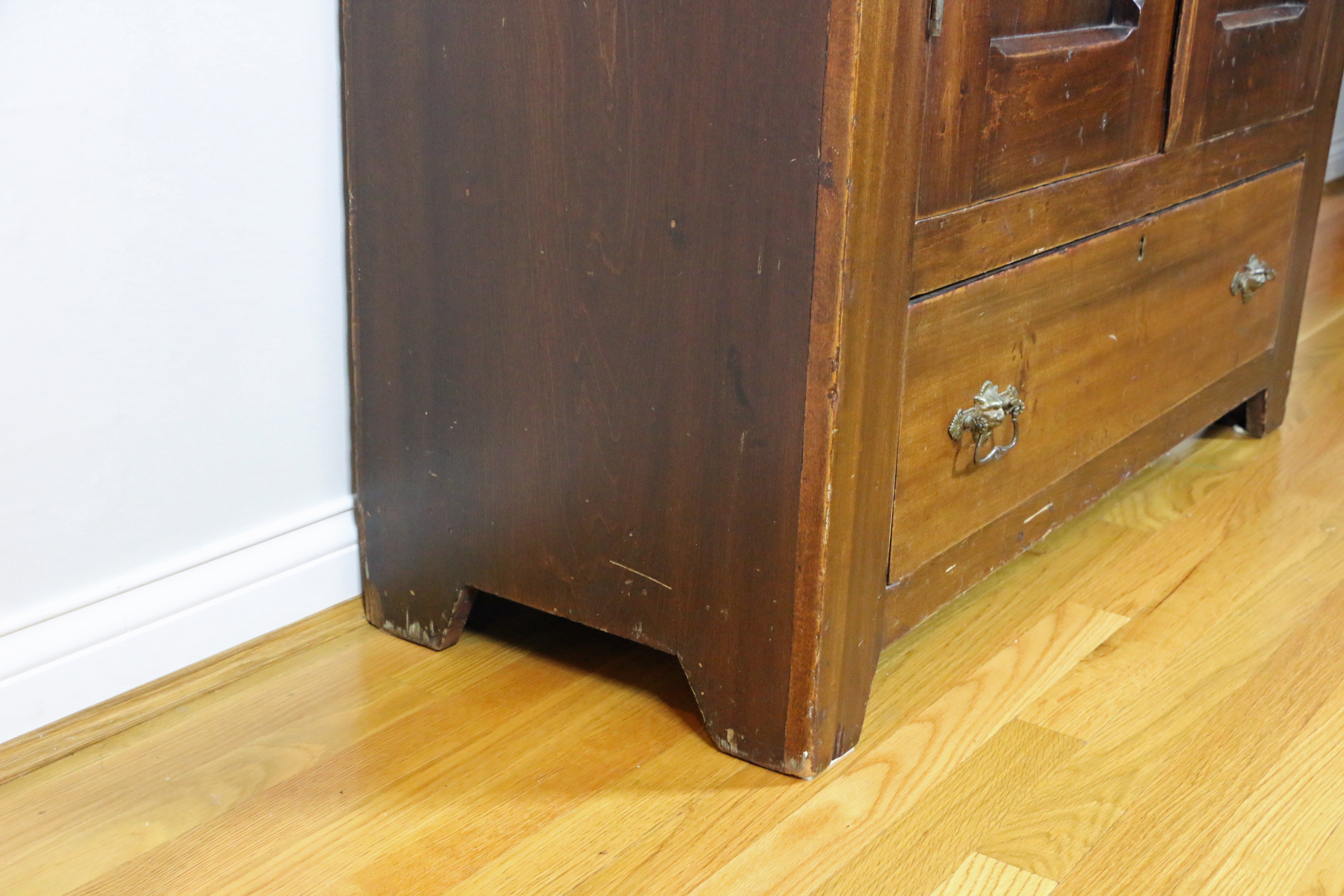 American Victorian Walnut-Finished Poplar Wardrobe, Mid to Late 19th Century