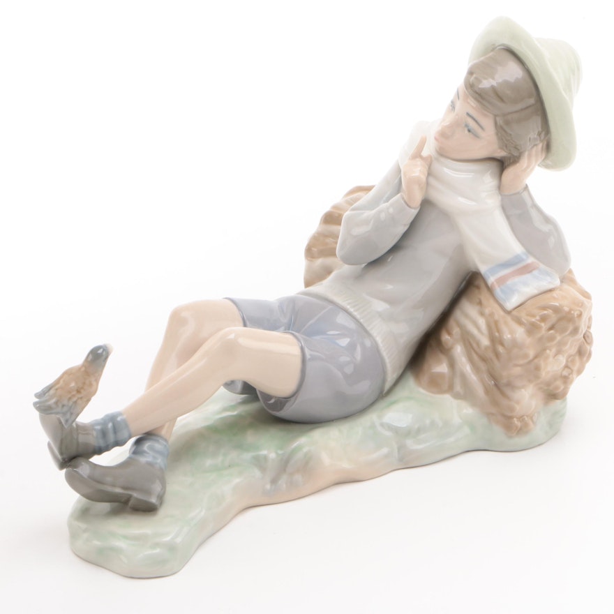 Llardó "Shepherd with Bird" Porcelain Figurine Designed by Vicente Martínez