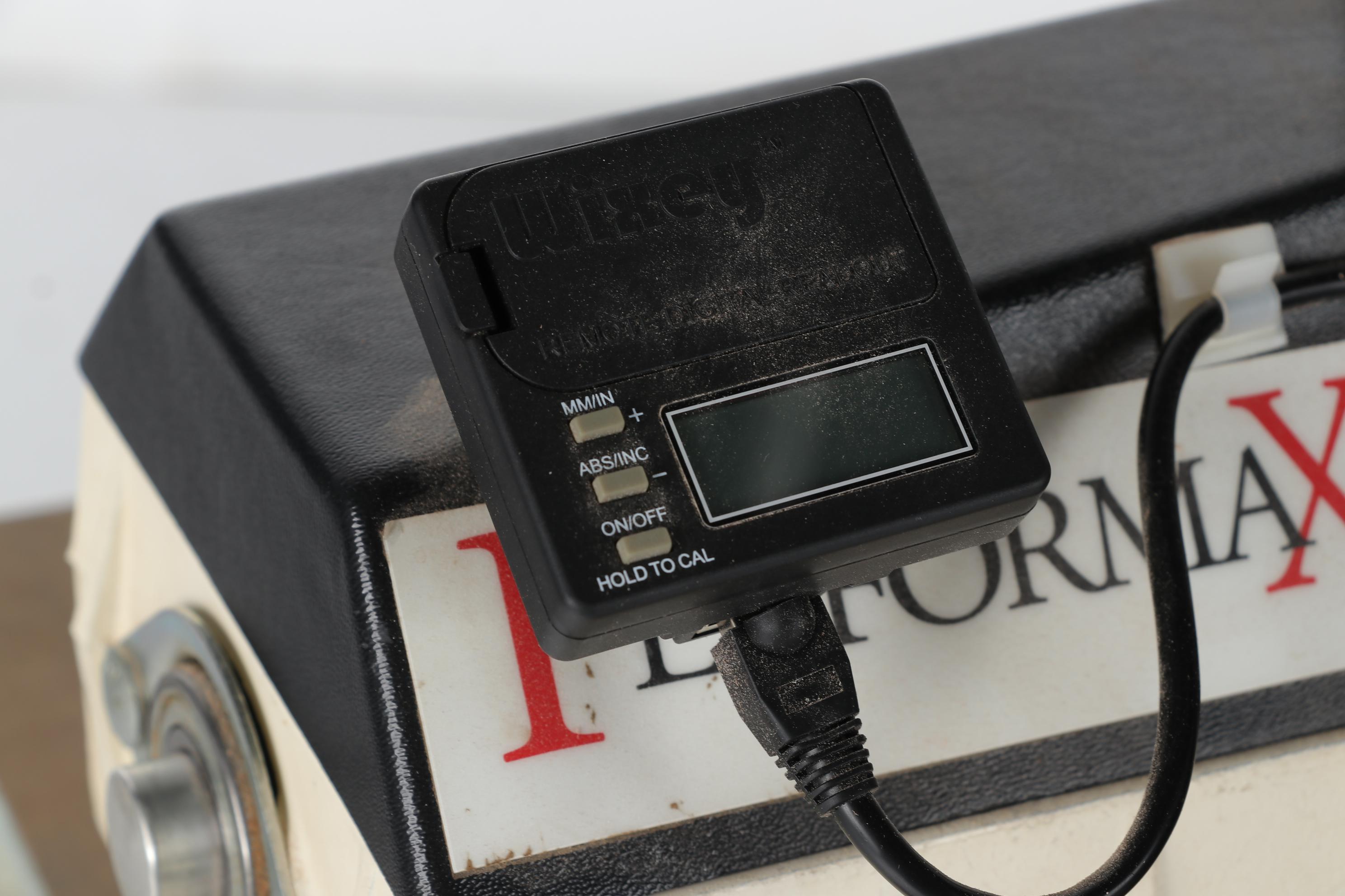 Performax 16-32 Plus Stationary Belt Sander on Rolling Stand