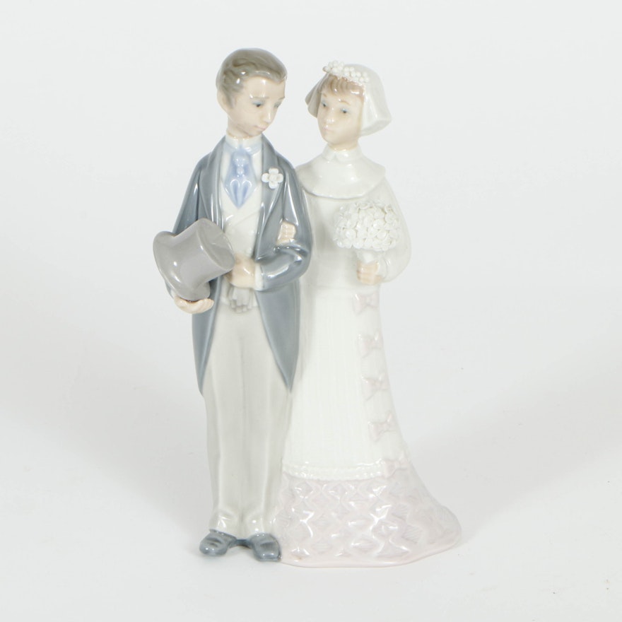 Lladró "Wedding" Porcelain Figurine Designed by Julio Fernández