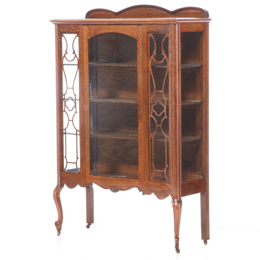 Louis XV Style American Oak China Cabinet, Early 20th Century