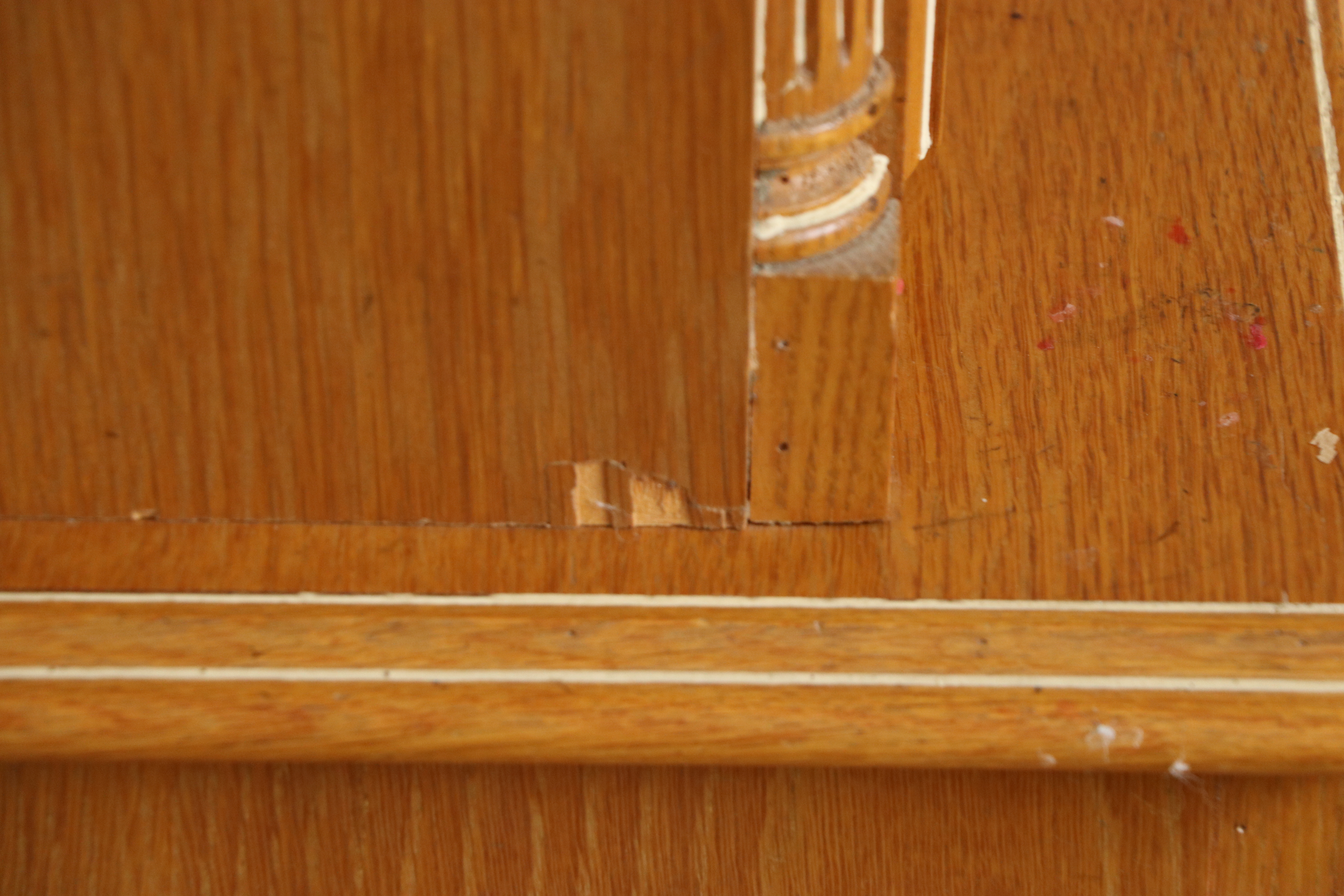 Century Furniture Oak China Cabinet, Late 20th Century