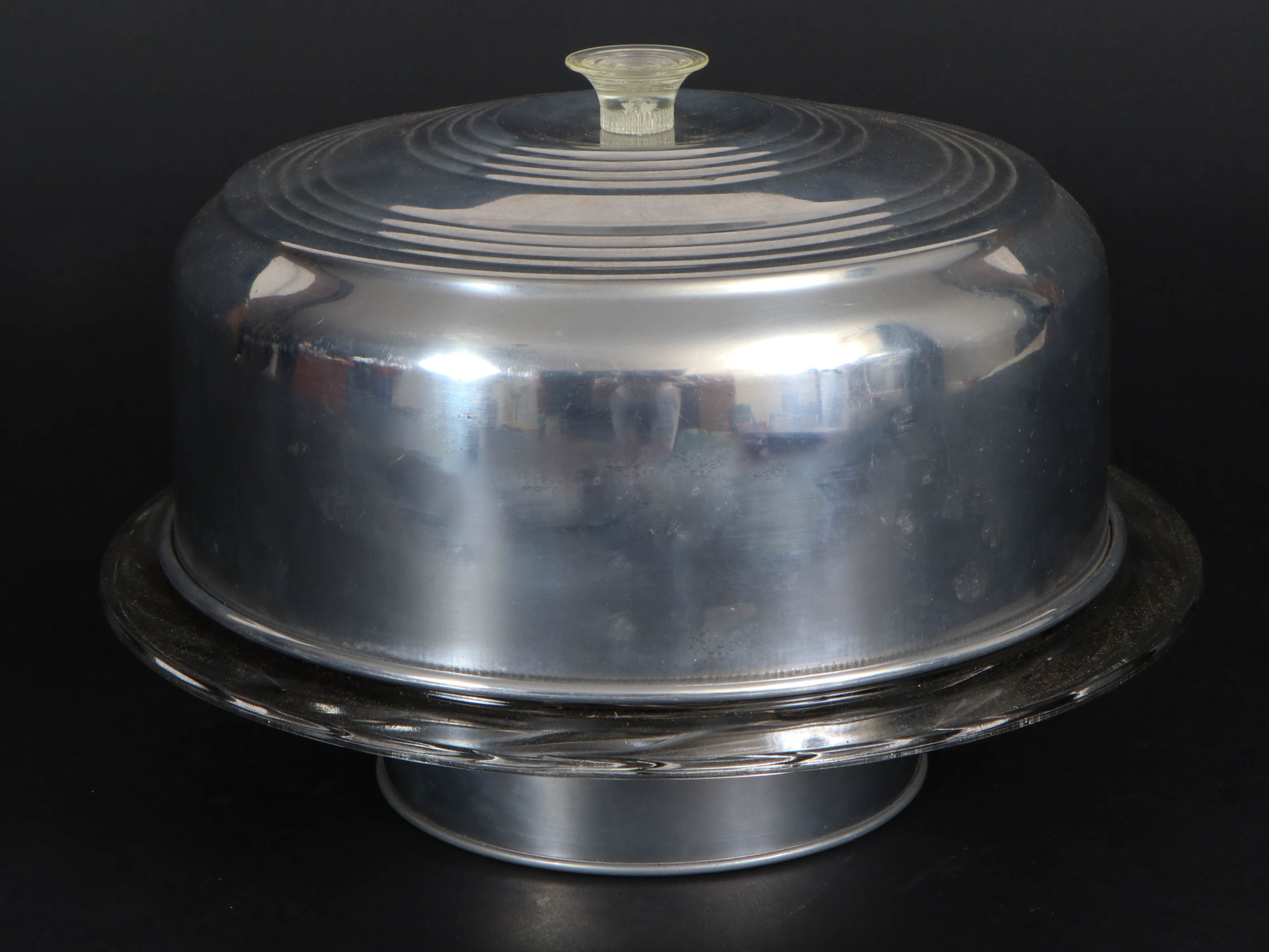 Heller Hostess-Ware "Musicake" Music Box Cake Stand