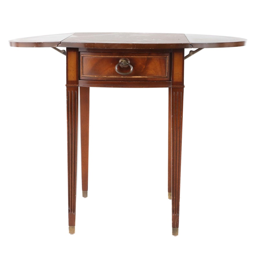 Hepplewhite Style Mahogany Drop Leaf Side Table, Mid to Late 20th Century