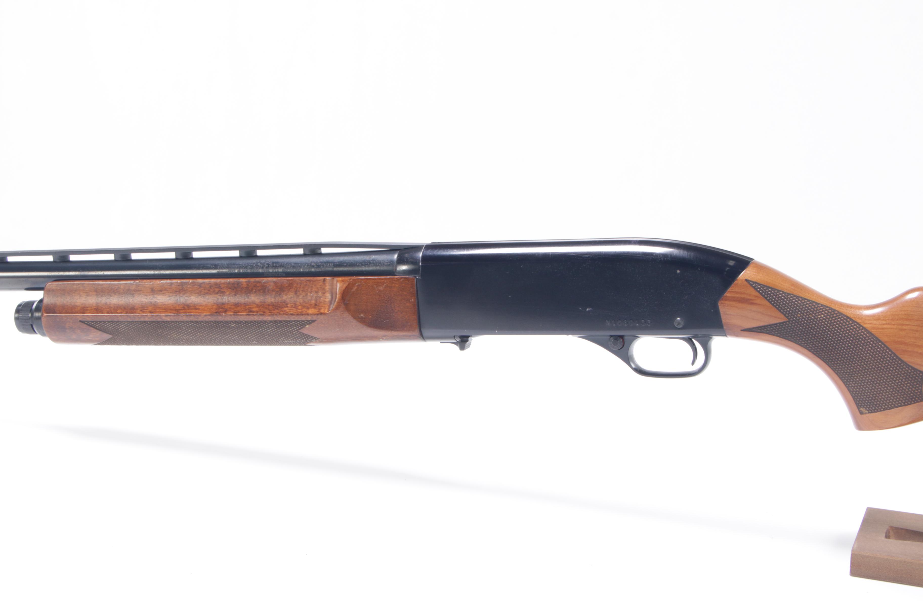 Winchester Model 140 Ranger 12 Gauge Semi-Auto Shotgun with Hard Case