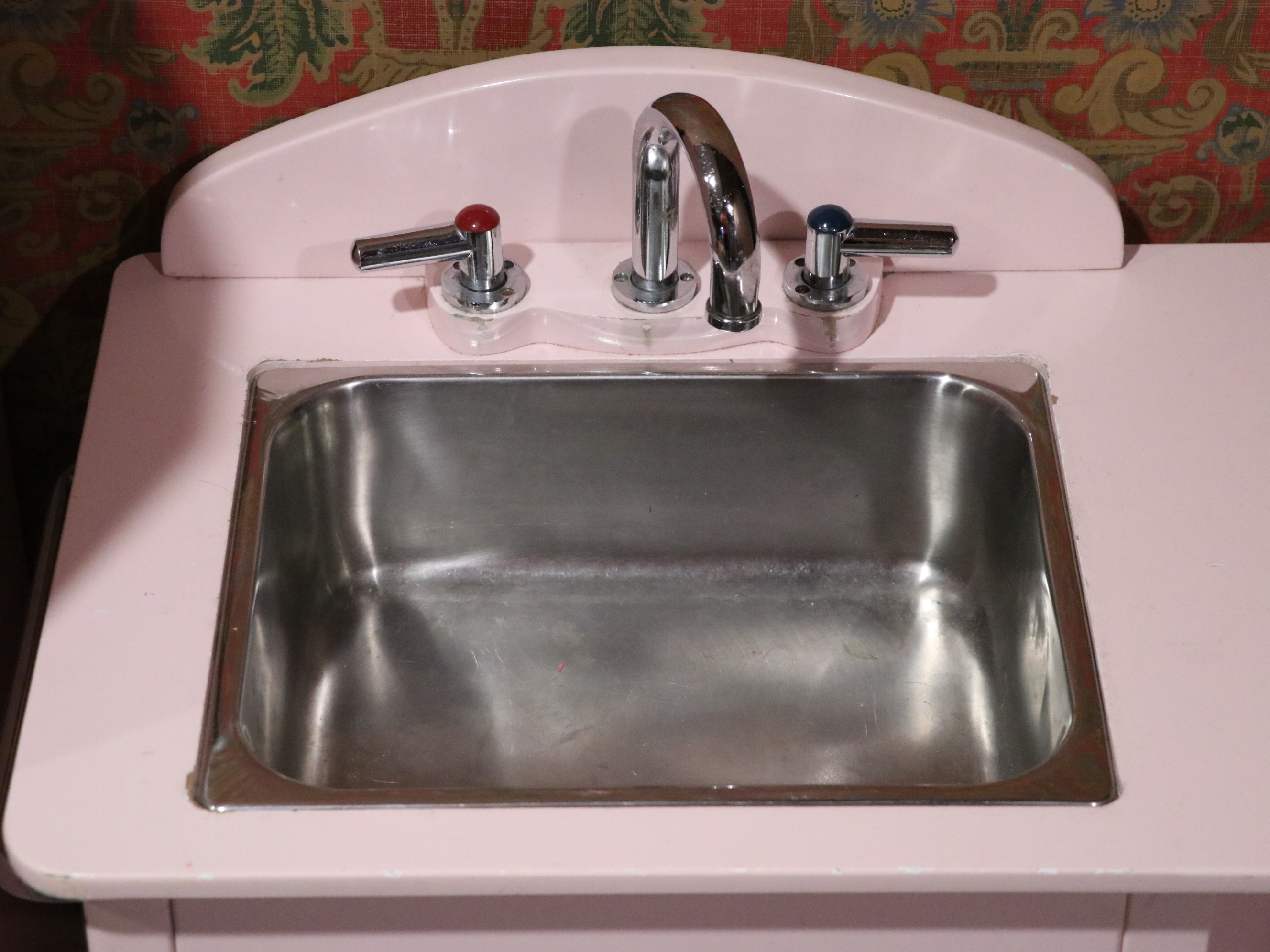 Pottery Barn Kids "Retro" Kitchen and House Pretend Play Set in Pink