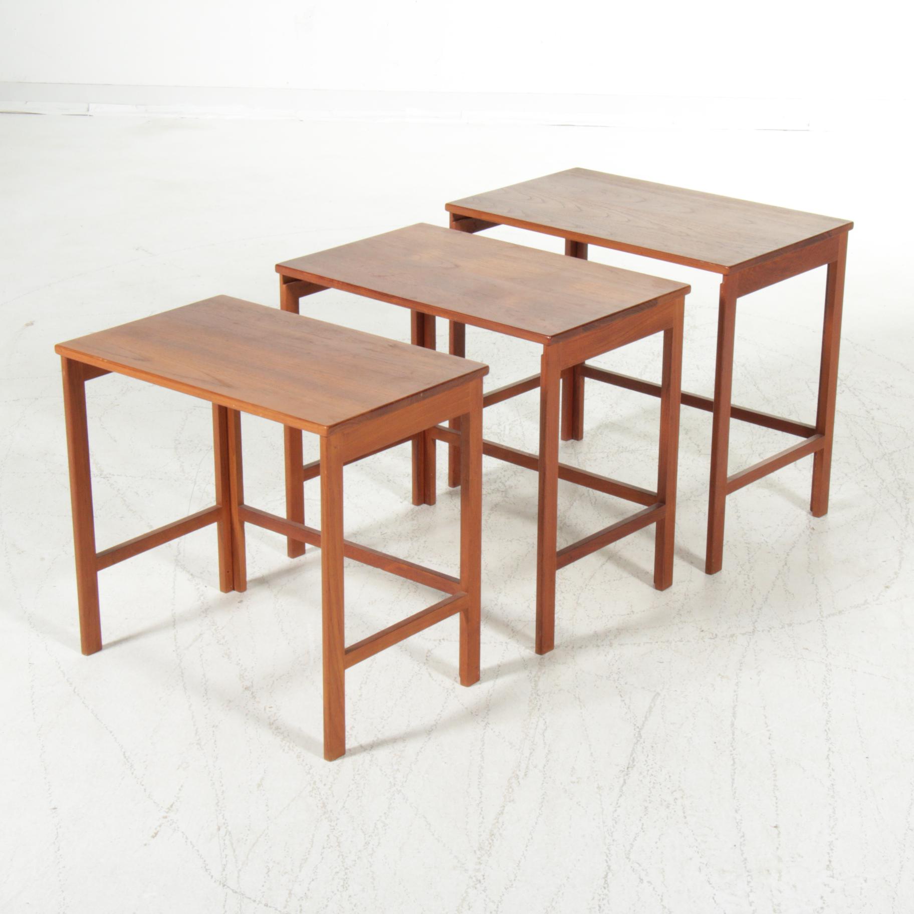 Peter Hvidt for France & Sons Danish Modern Teak Nesting Tables, Mid-20th C.