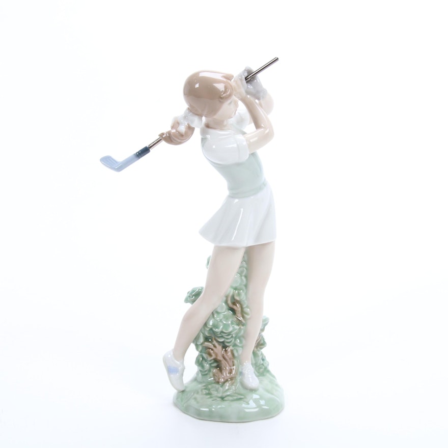 Nao by Lladró "Golfer Female" Porcelain Figurine Designed by  Regino Torrijos