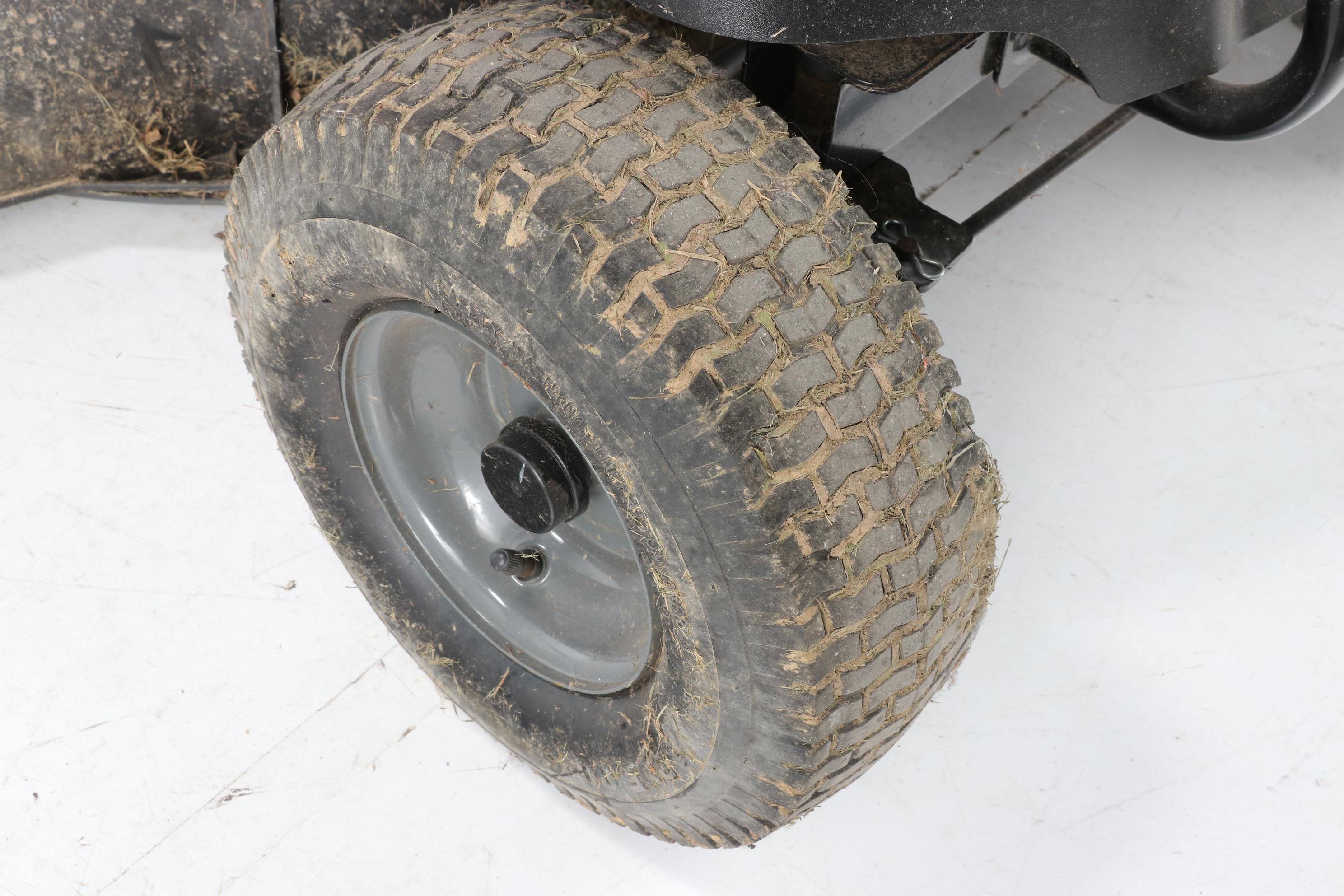 Craftsman R1000 30" Cutting Deck 22HP Gas Riding Mower