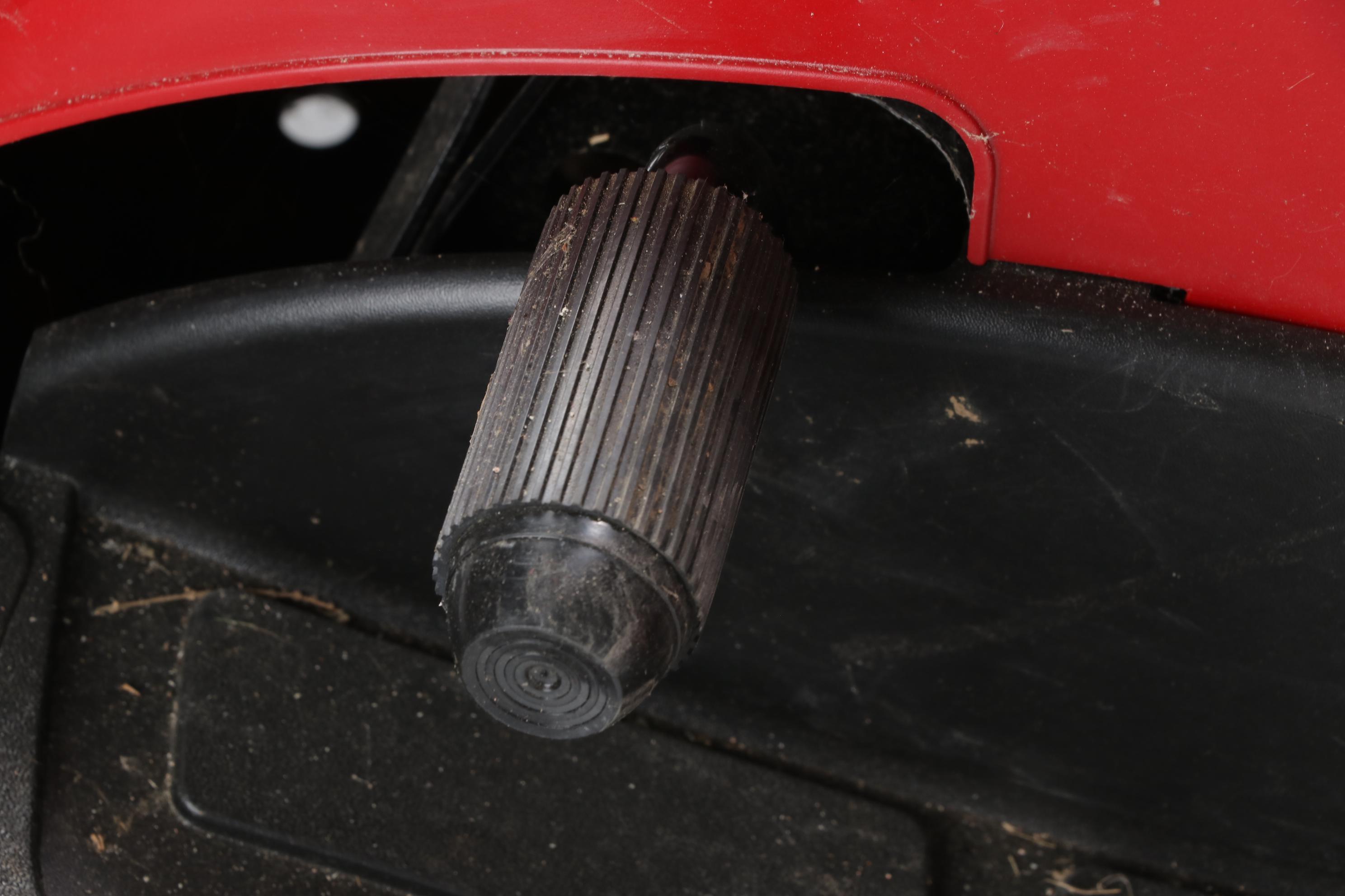 Craftsman R1000 30" Cutting Deck 22HP Gas Riding Mower