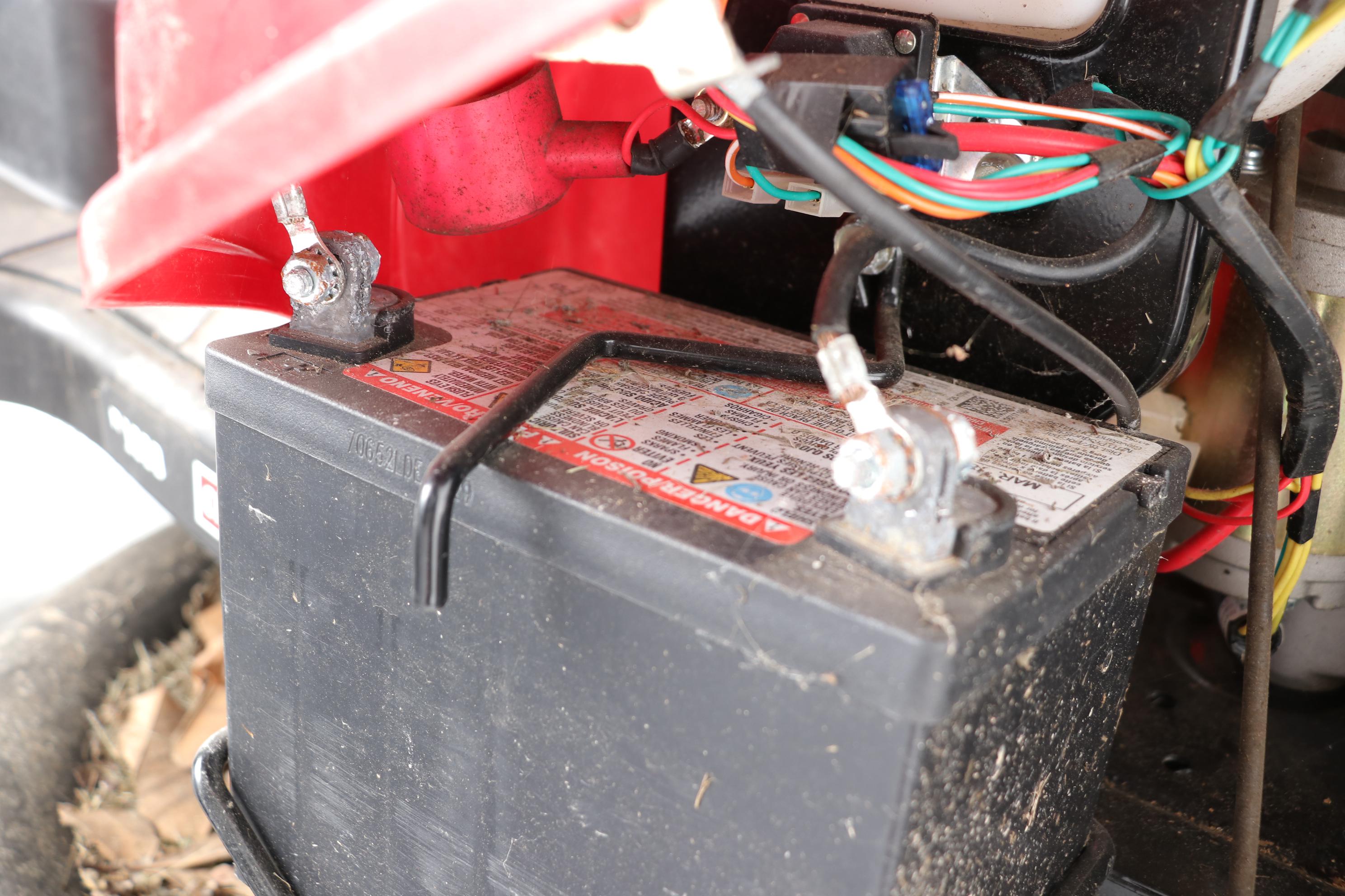 Craftsman R1000 30" Cutting Deck 22HP Gas Riding Mower