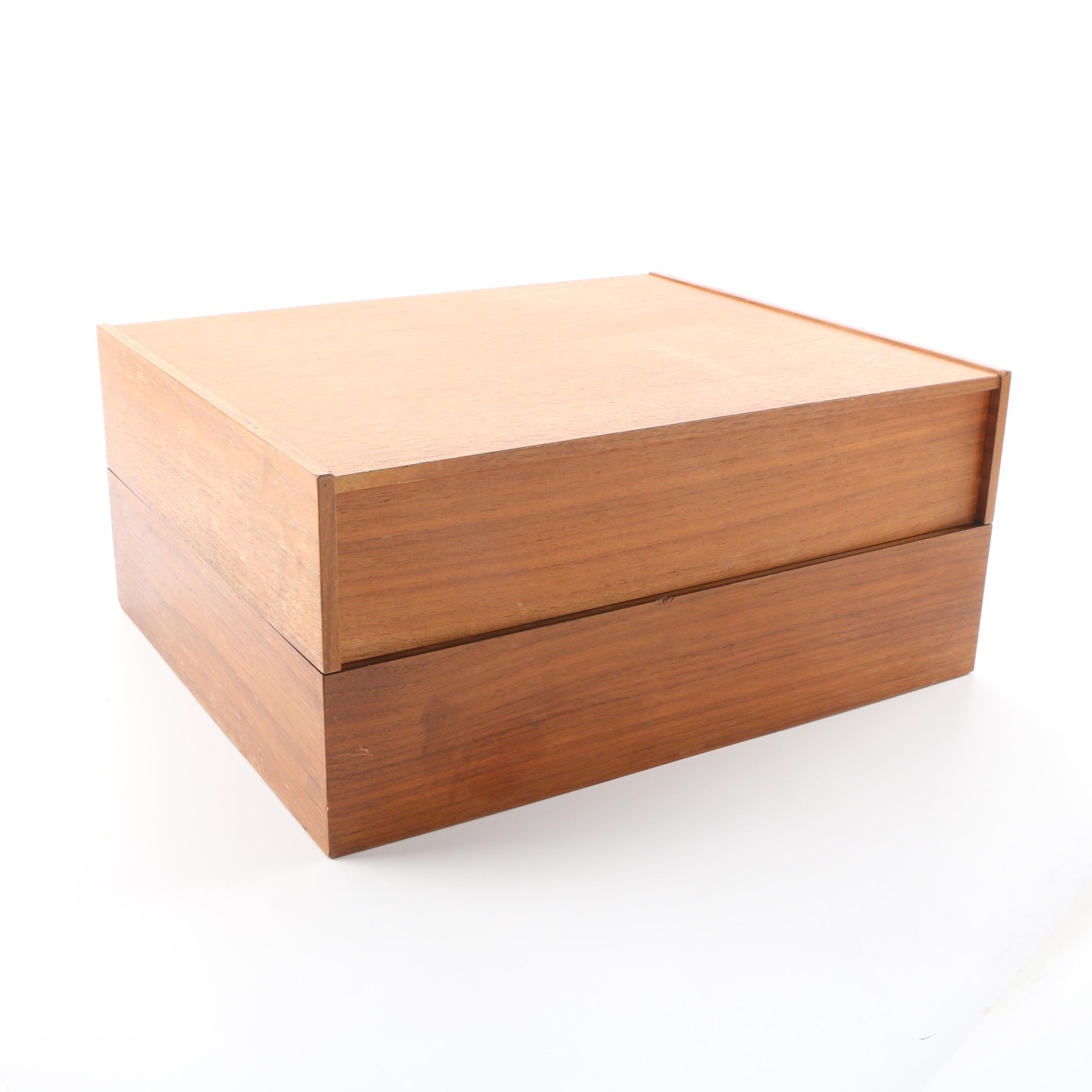 ELAC Miracord 50H Record Player in Teak Veneer Case, Mid to Late 20th Century