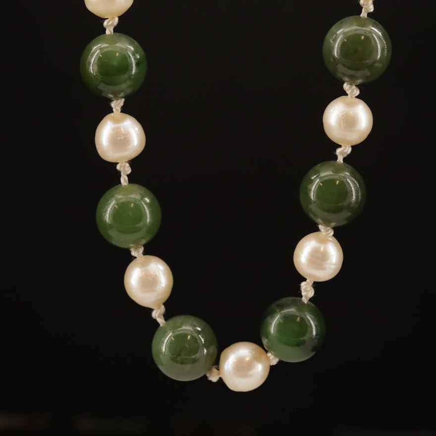 Pearl and Nephrite Necklace with 18K Clasp