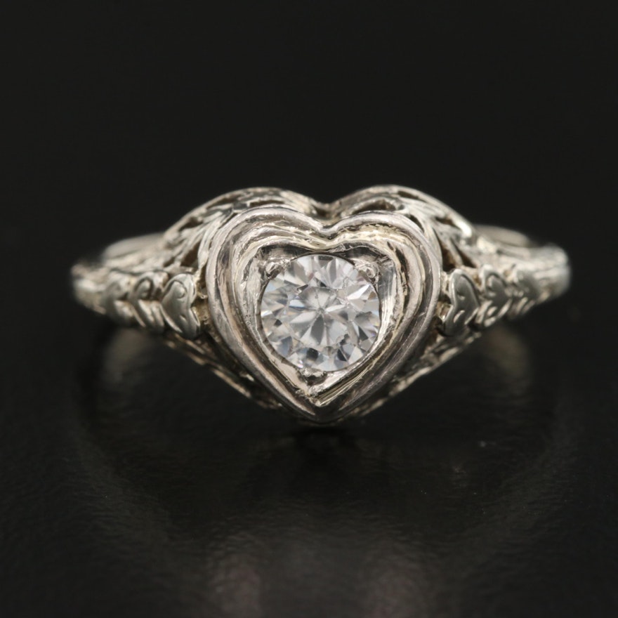 1930s 18K Zircon Heart Ring