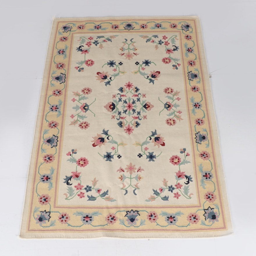 5'10 x 9'1 Handwoven Floral Wool Rug