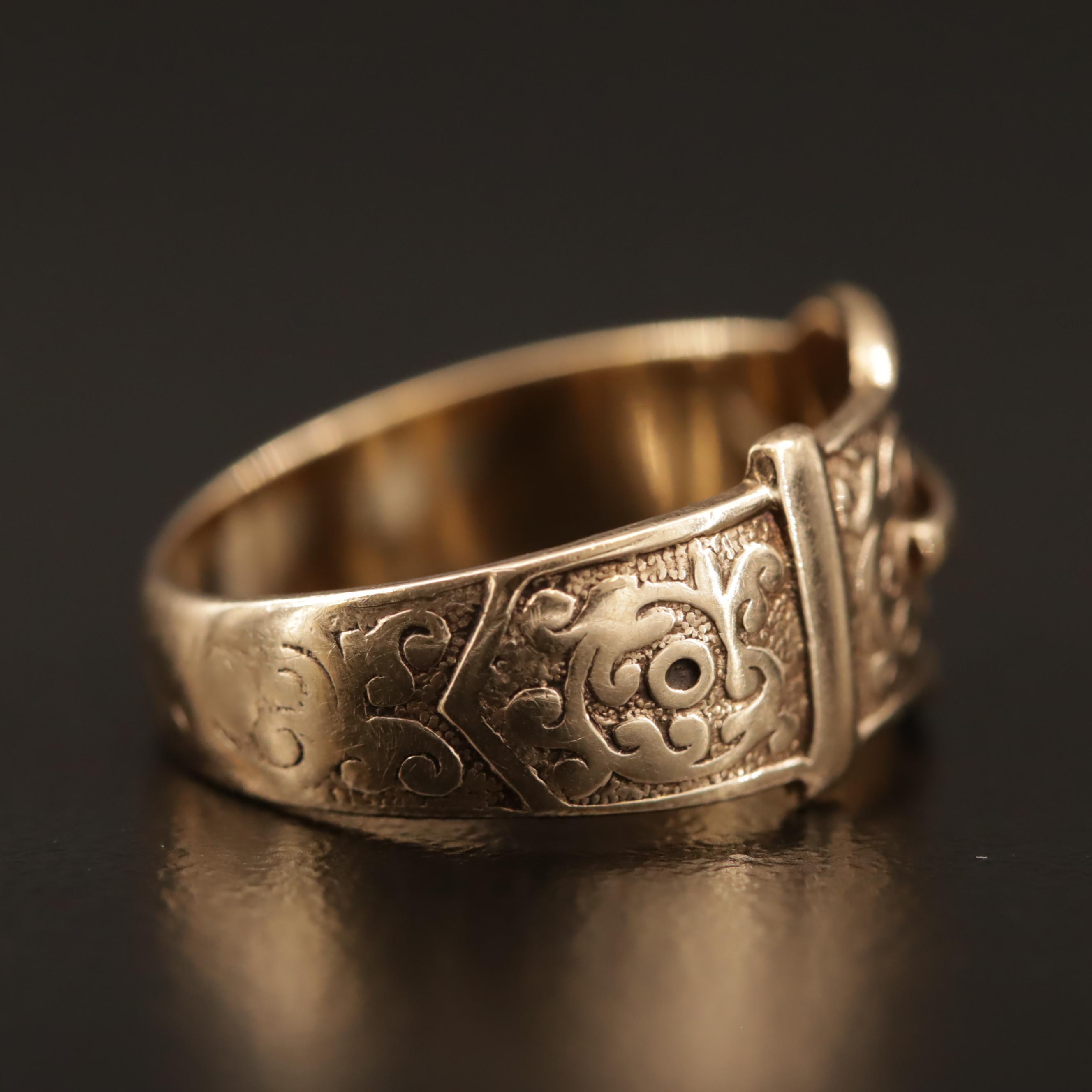 Vintage William J Pellow 9K Buckle Band