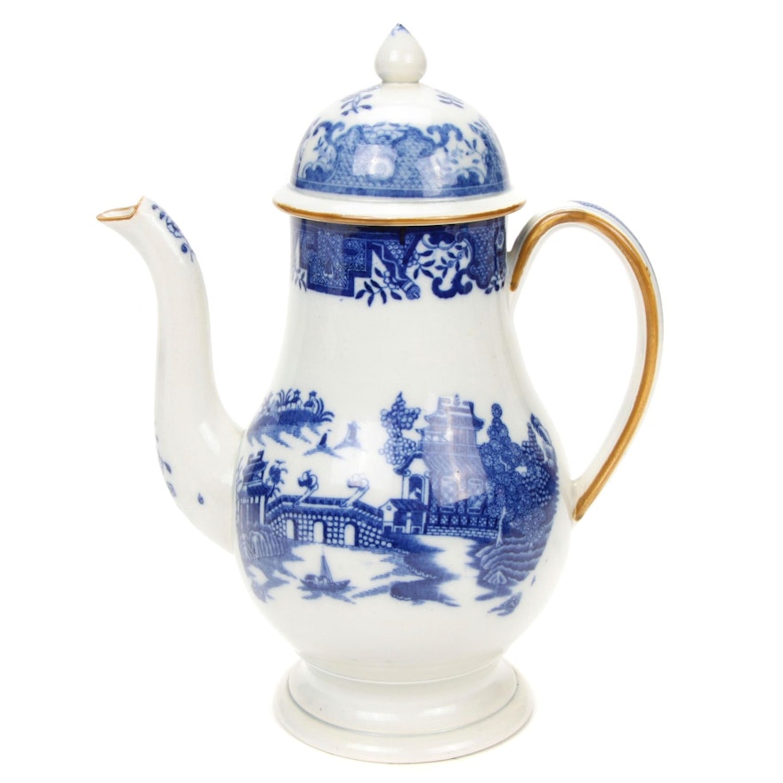 English Chinoiserie-Decorated Porcelain Coffee Pot, Possibly Leeds, circa 1790