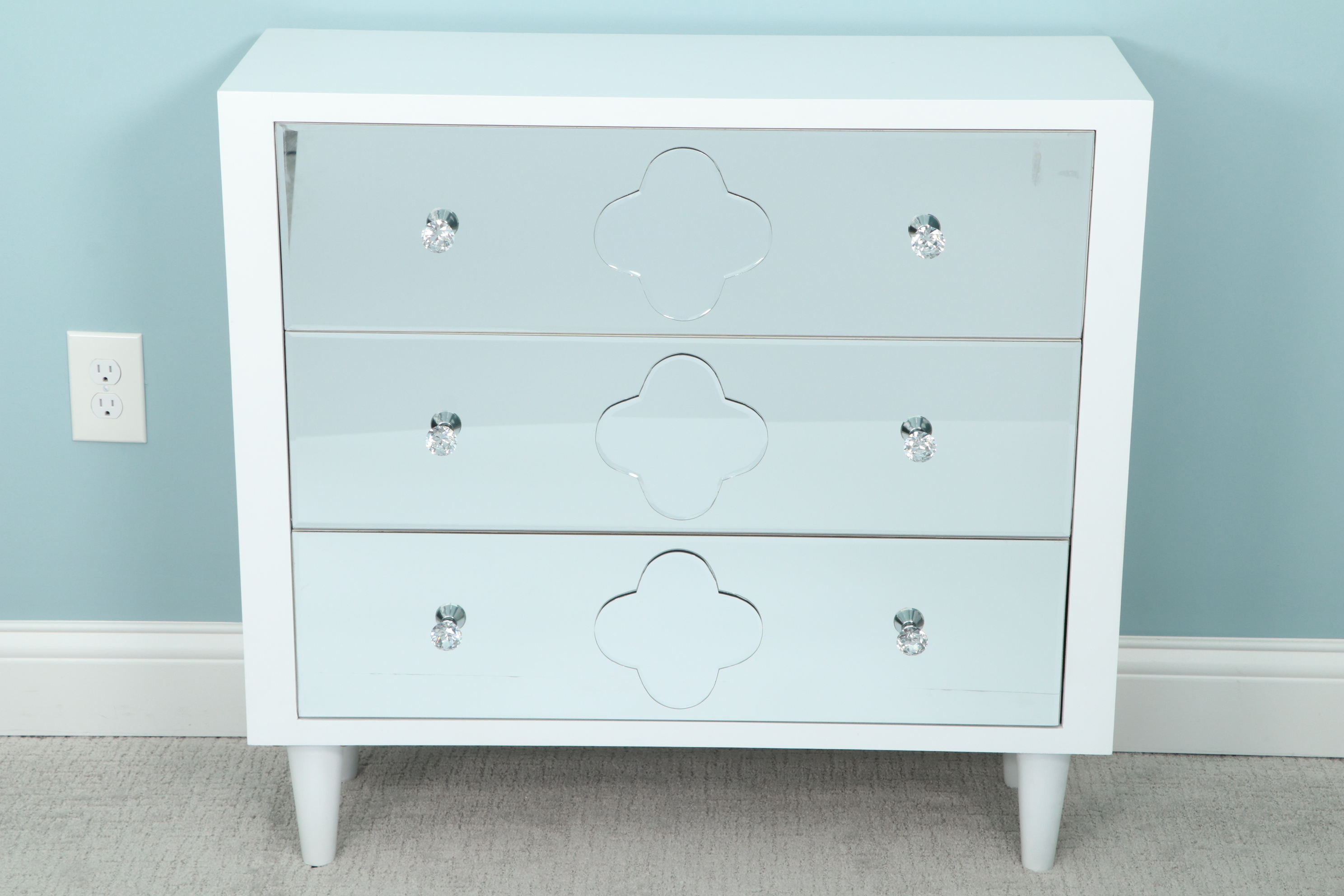Modern Chest of Drawers with Mirrored Drawer Fronts