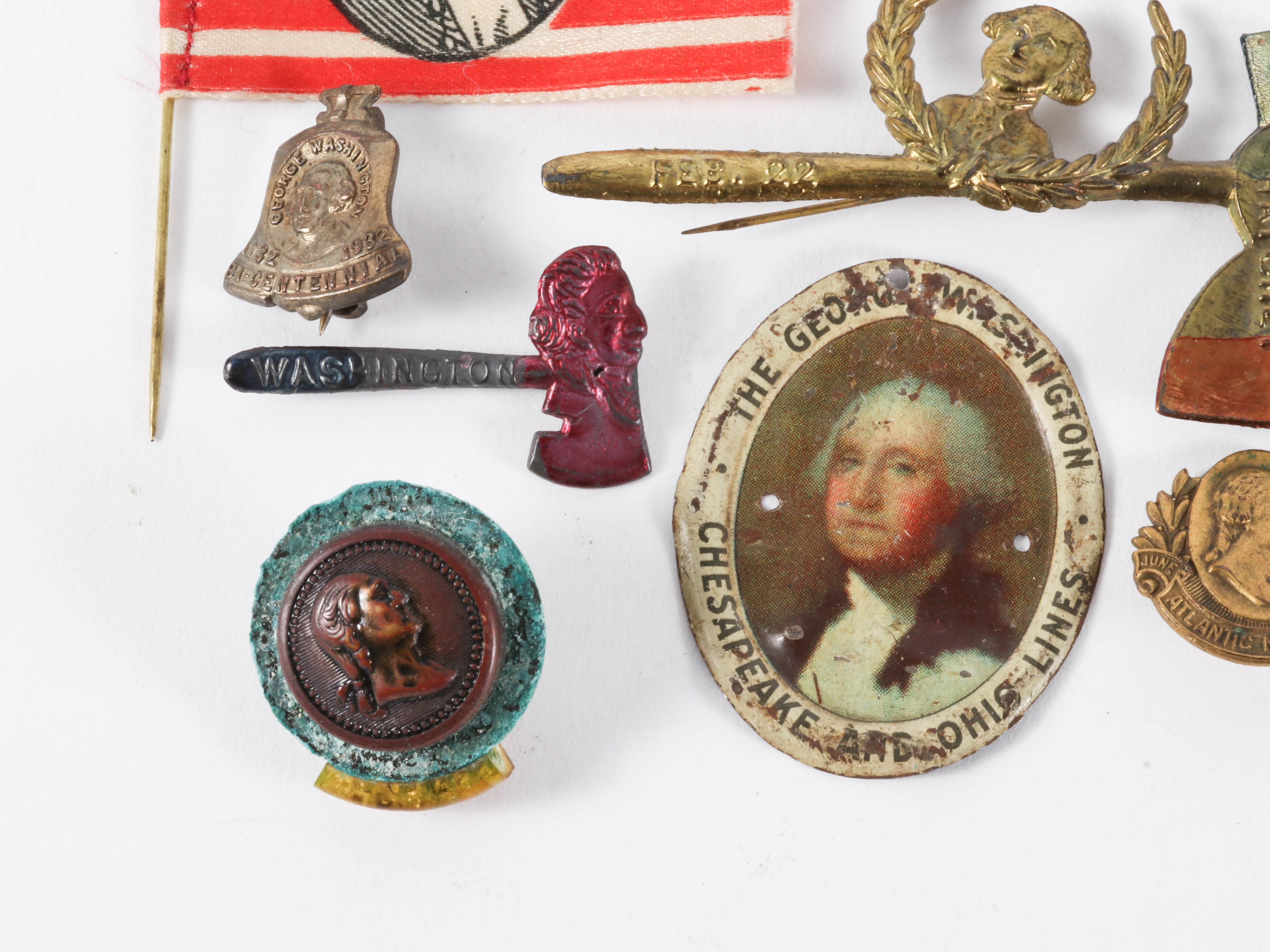 George Washington Commemorative Pins and Buttons