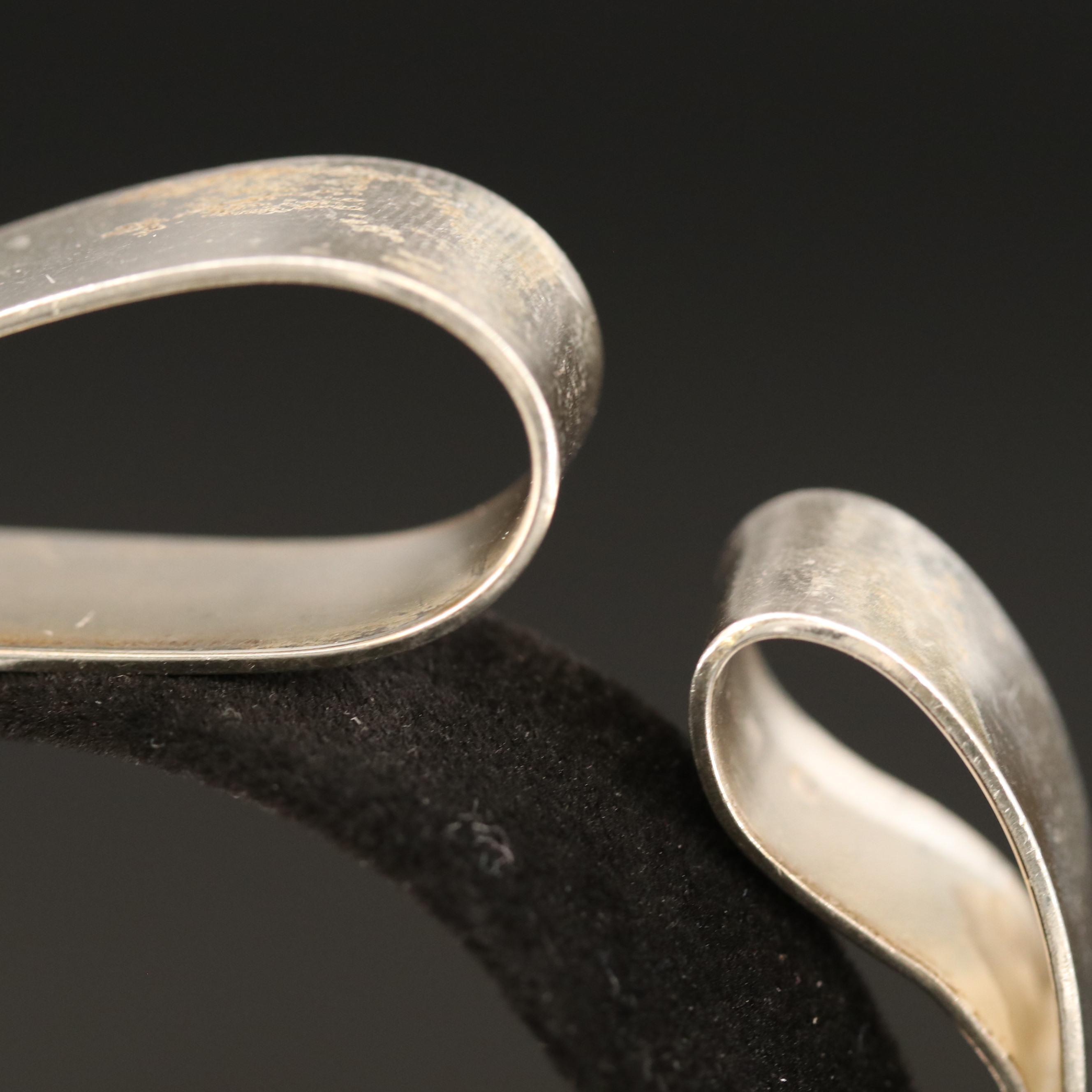 Modernist Betty Cooke Sculptural Sterling Silver Bangle