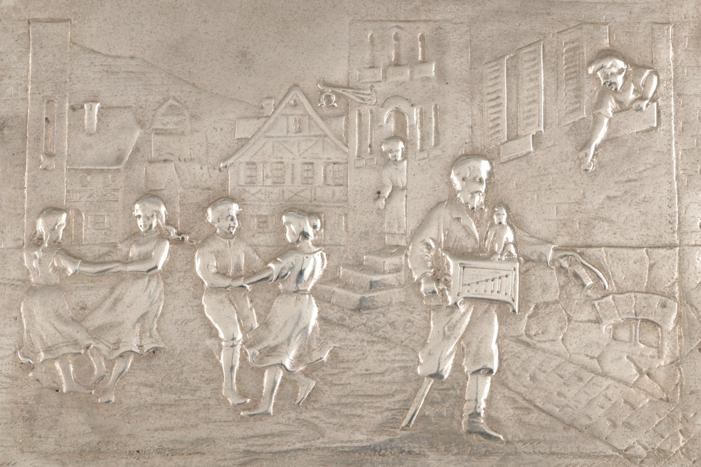 Friedrich Reusswig of Hanau, Germany 800 Silver Repoussé Hinged Box