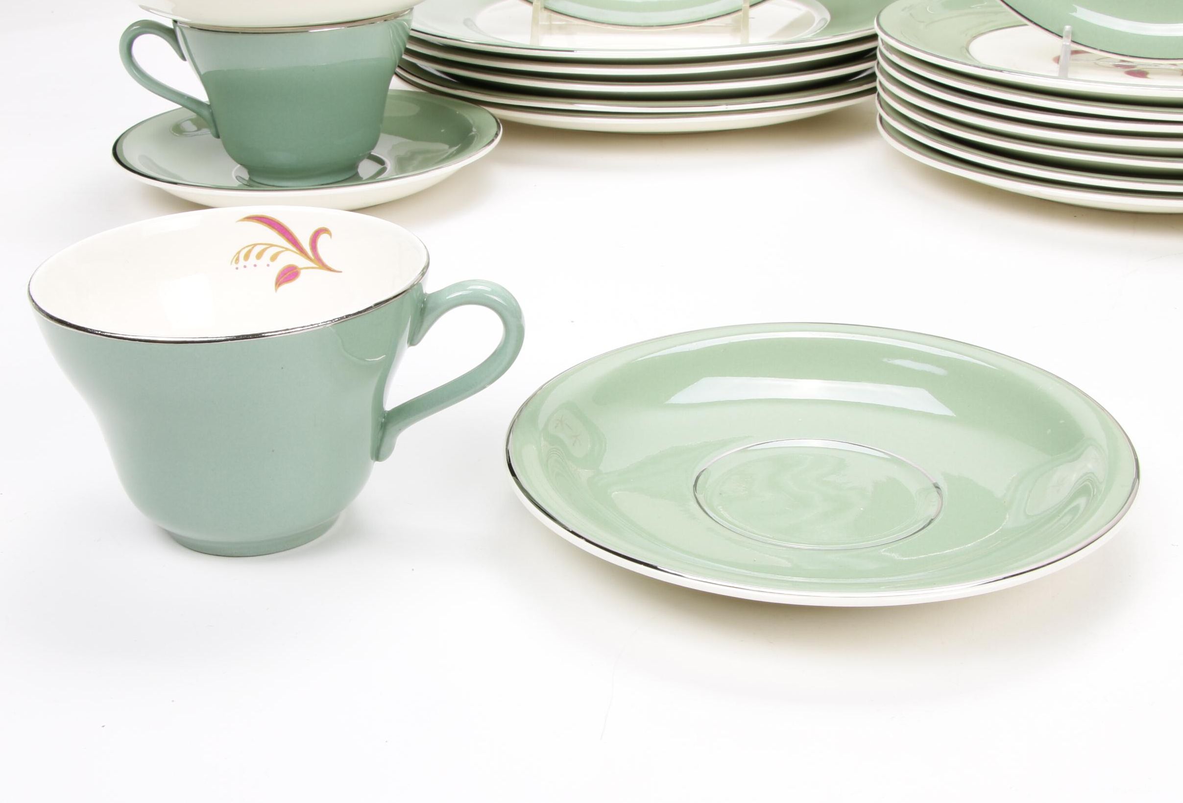 The Harker Pottery Co. "Slender Leaf" Dinnerware
