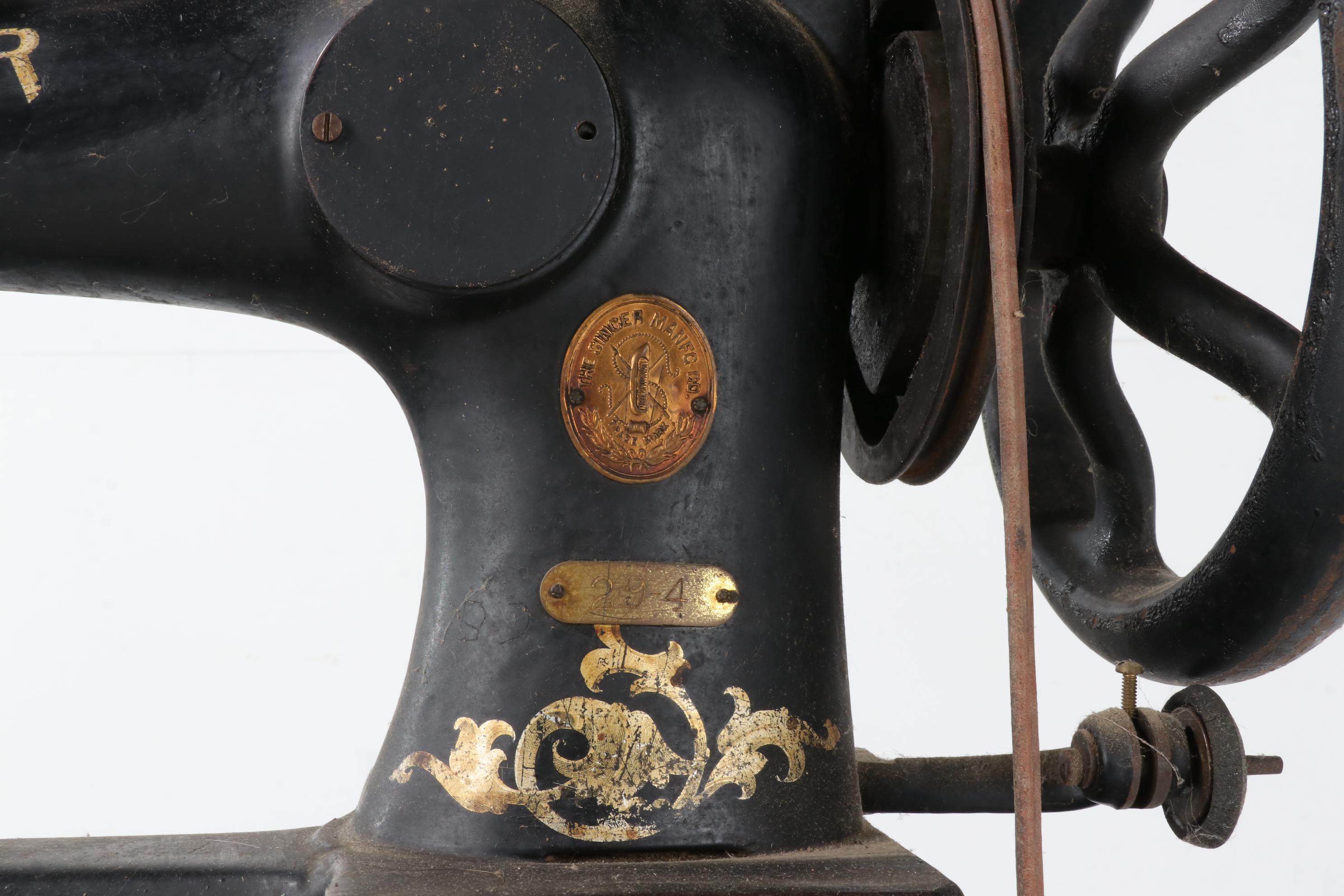 Singer 294 Leather and Patching Sewing Machine with Cast Iron Table