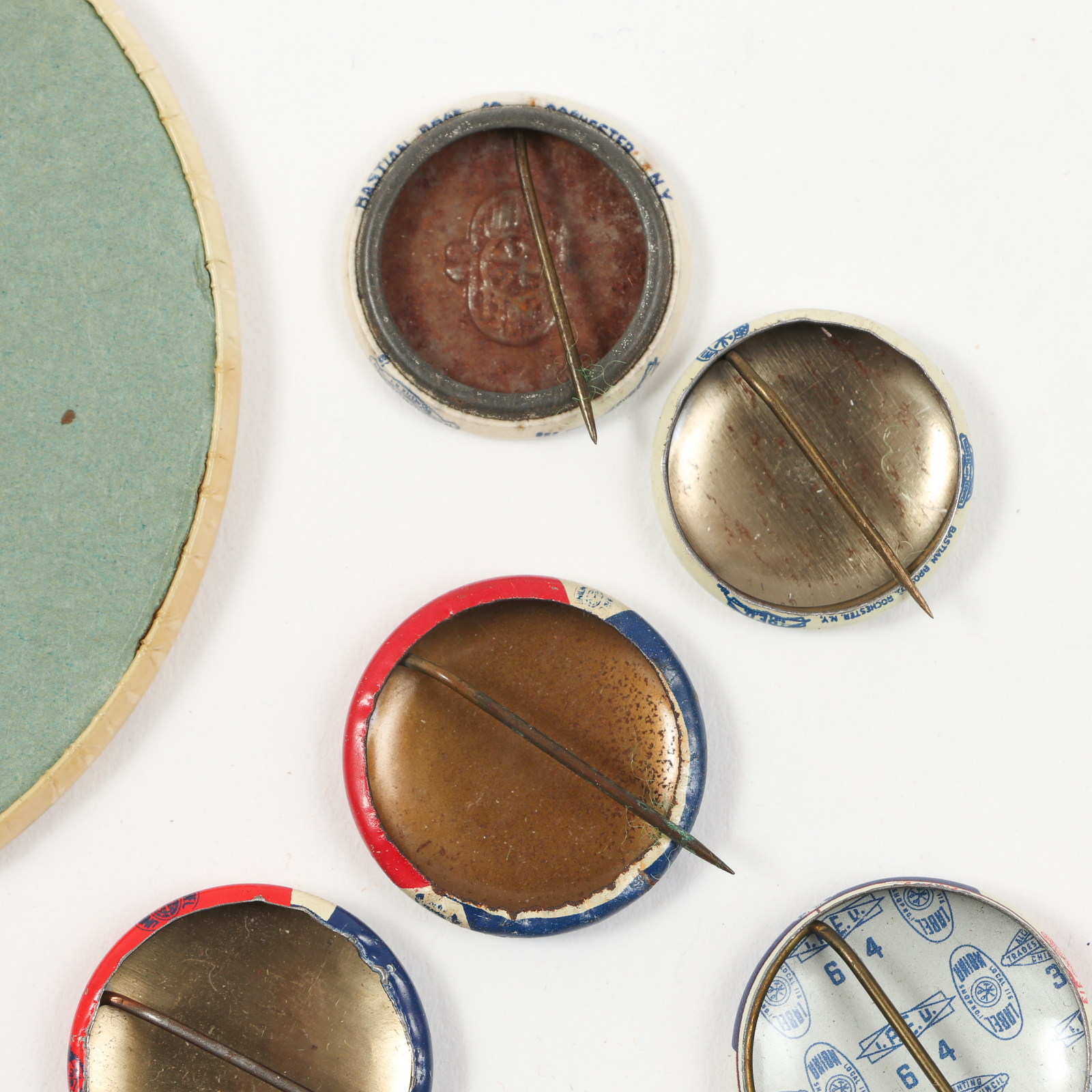 Eisenhower Portrait Pinbacks and Flasher Pinbacks and More