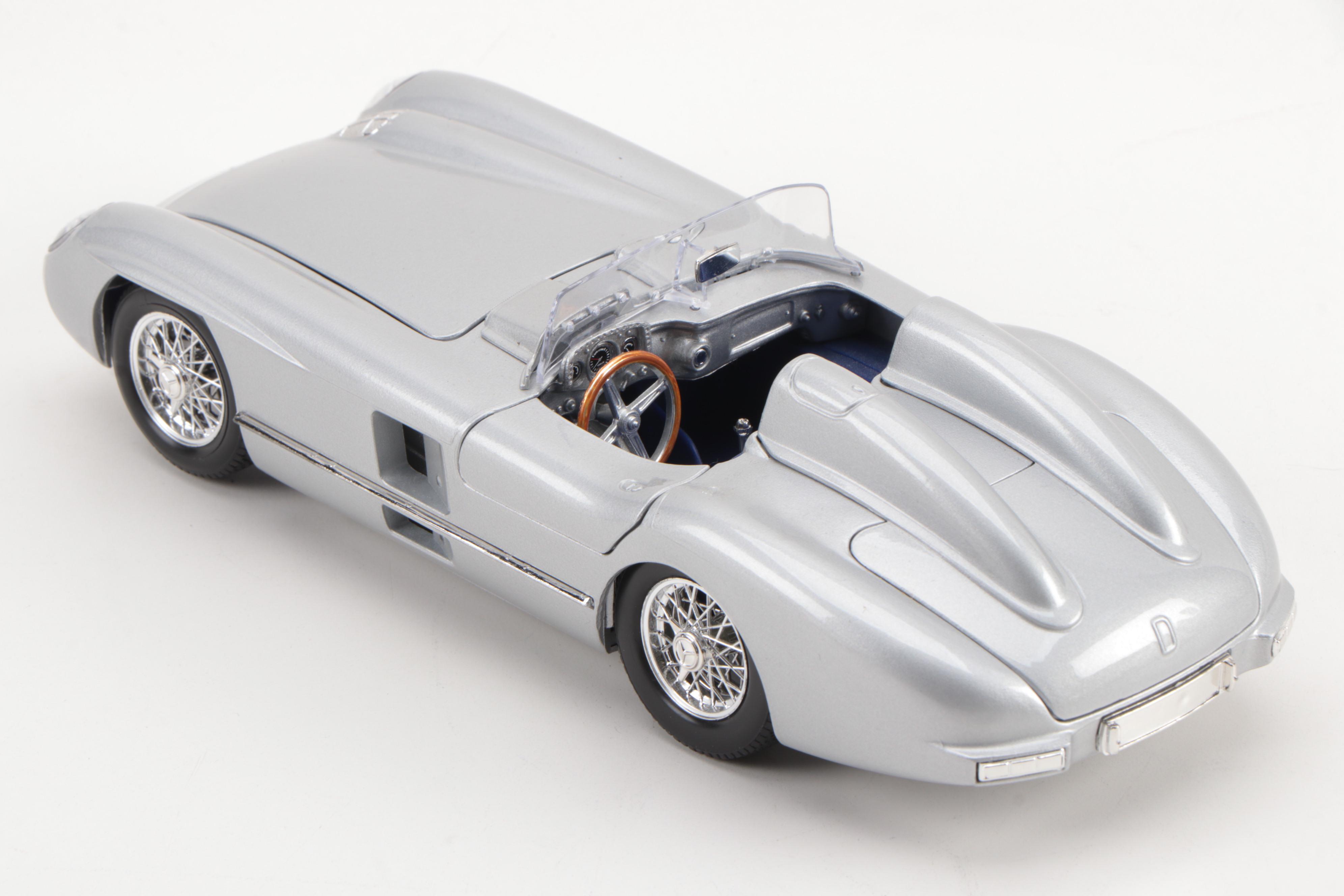 Bburago Mercedes-Benz 300 SLR with Other Diecast Cars