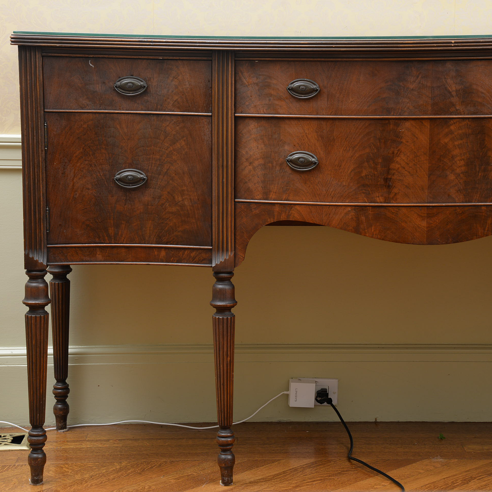 Federal Style Walnut Sideboard, Mid-20th Century