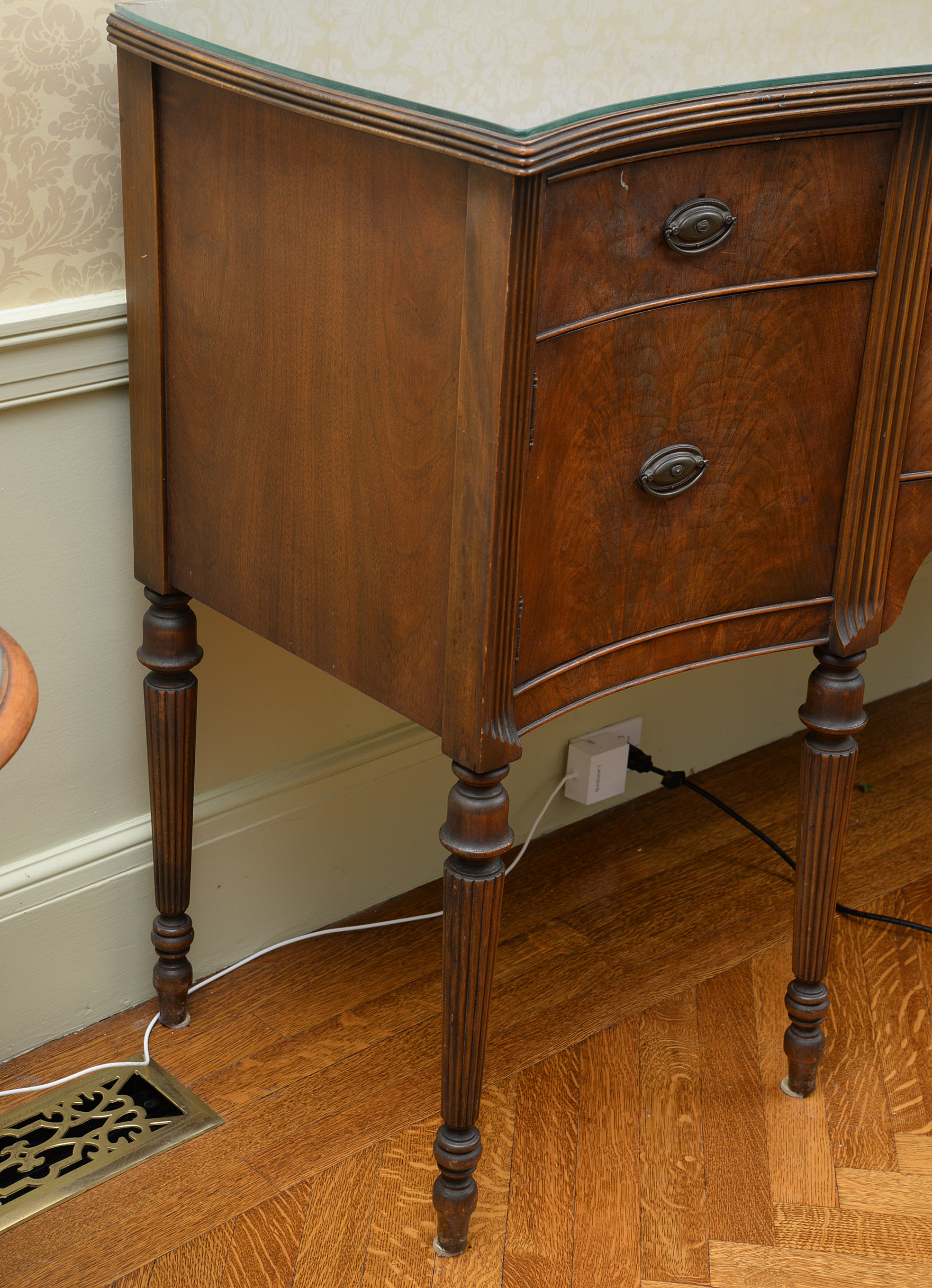 Federal Style Walnut Sideboard, Mid-20th Century