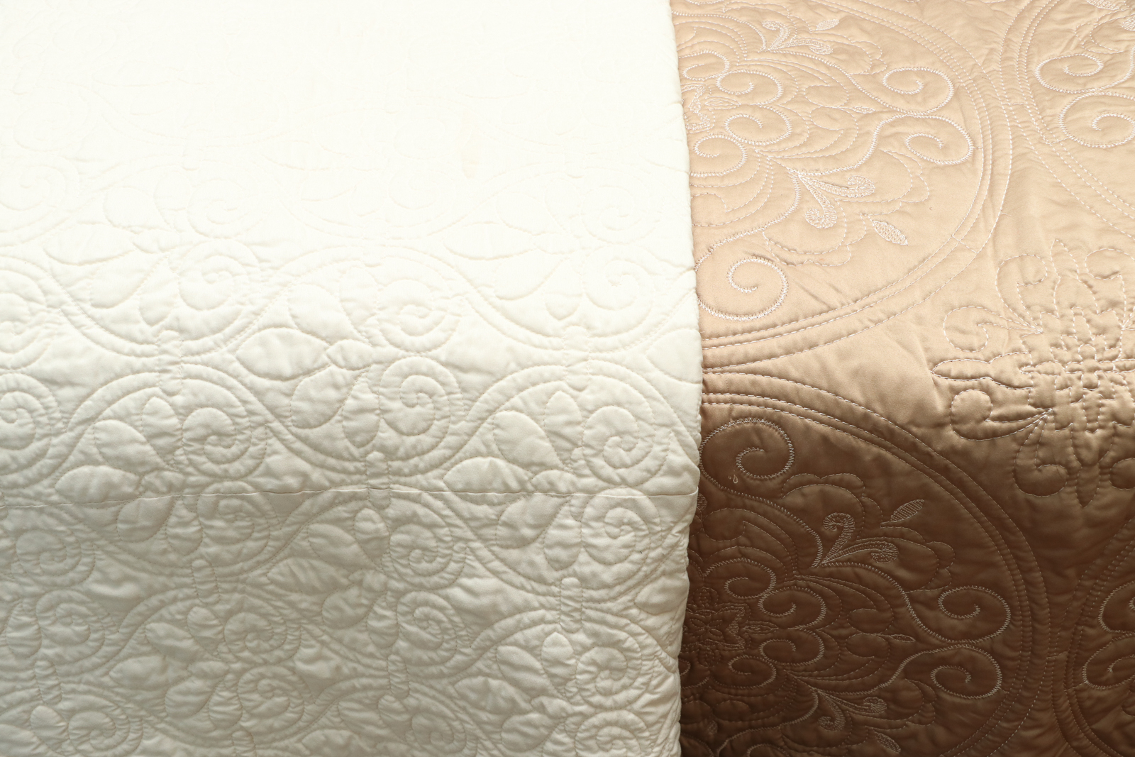 Michael Amini Bella Veneto "Eastern King" Sleigh Bed, King