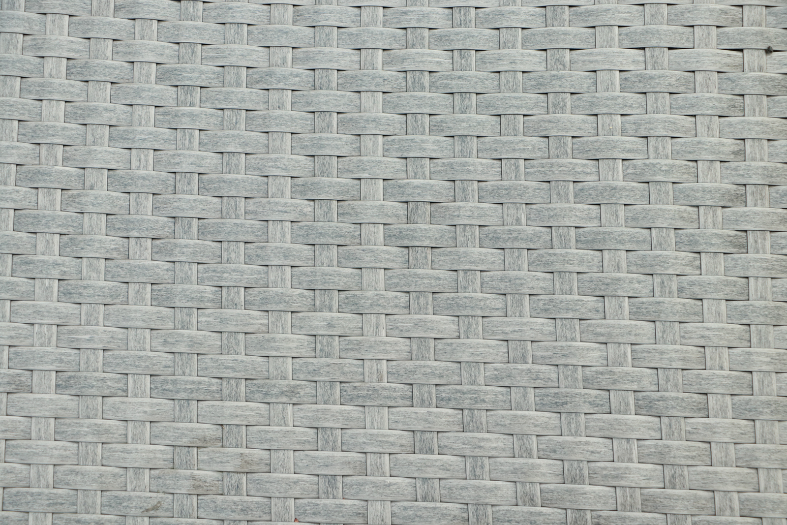 Resin Wicker Chaise Lounge Chairs