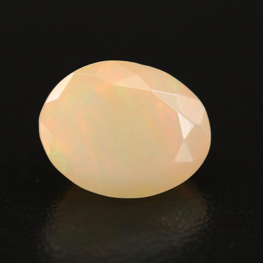 Loose 3.95 CT Oval Faceted Opal