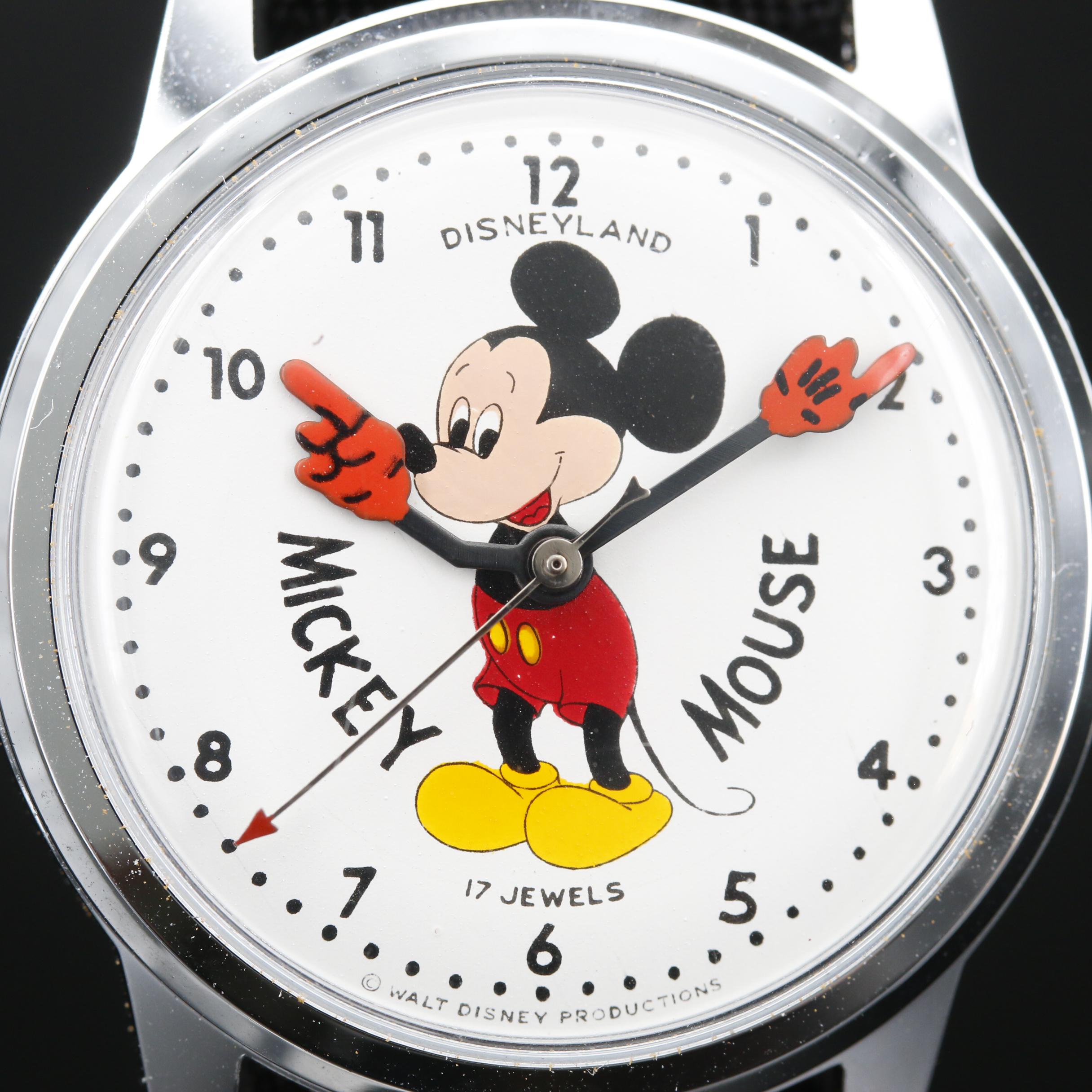 Mickey Mouse Disney Land 17 Jewels Stem Wind Watch