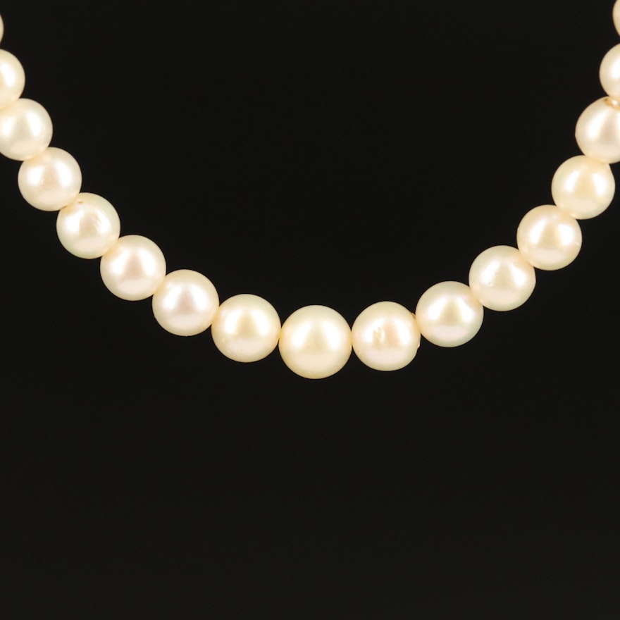 Vintage Graduated Pearl Necklace with 18K and Diamond Clasp