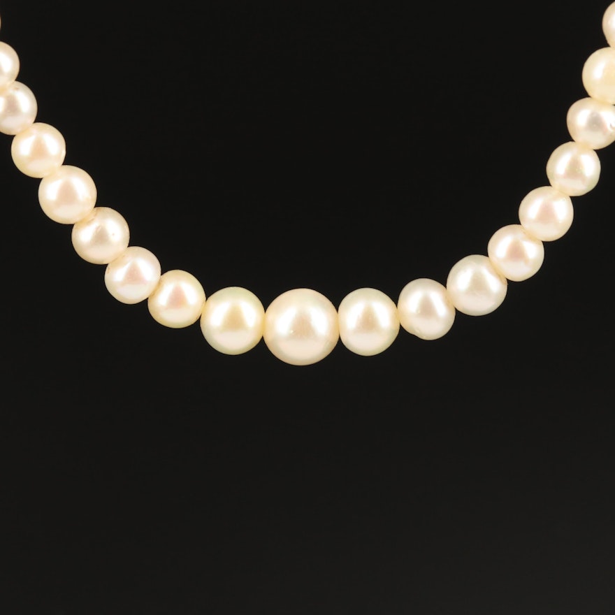 Vintage Graduated Pearl Necklace with 9K Diamond Clasp