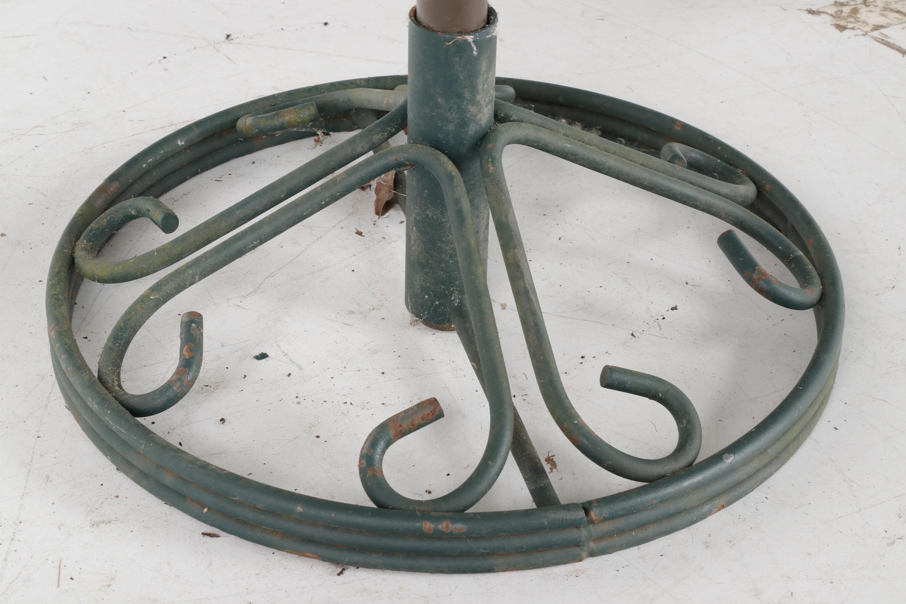 Hampton Bay Altamira Patio Dining Set with Umbrella