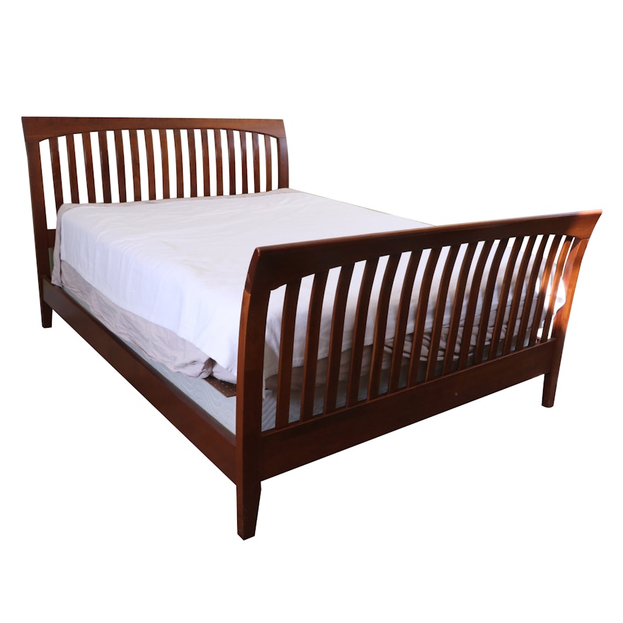 Ethan Allen "American Impressions" Queen Sized Sleigh Bed Frame