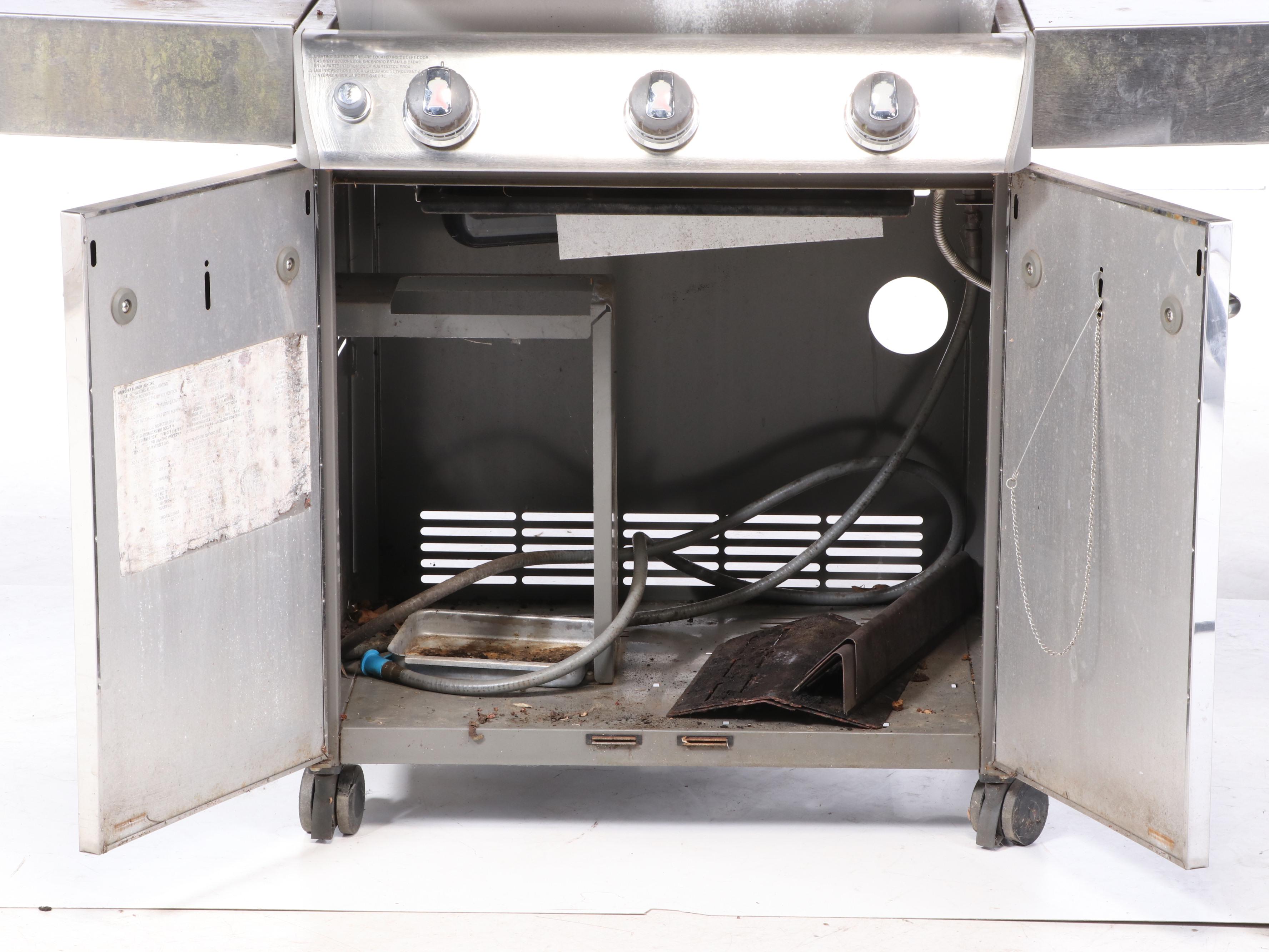 Weber Genesis Natural Gas Special Edition Outdoor Propane Gas Grill, and Cover